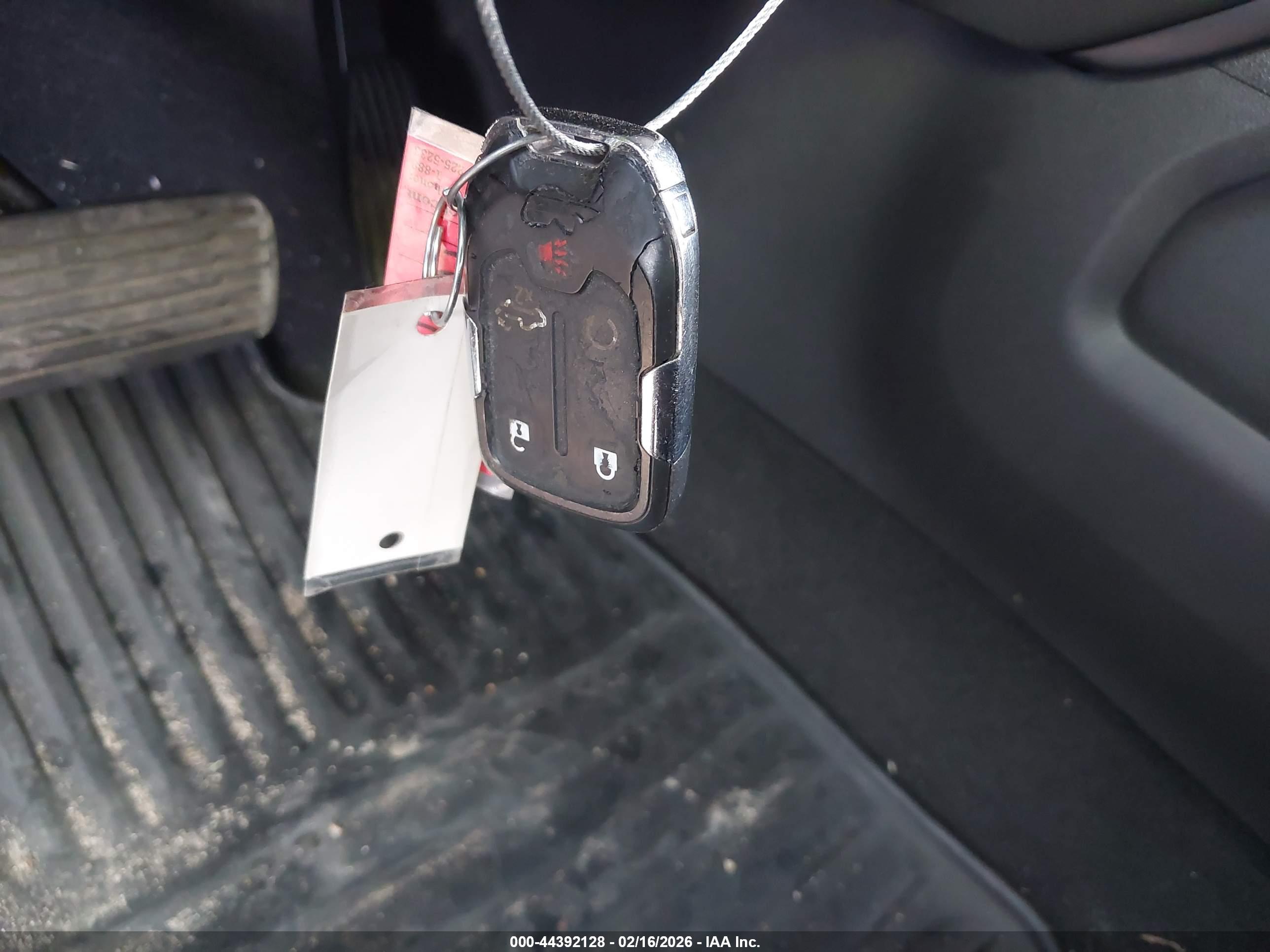 GMC SIERRA image 11