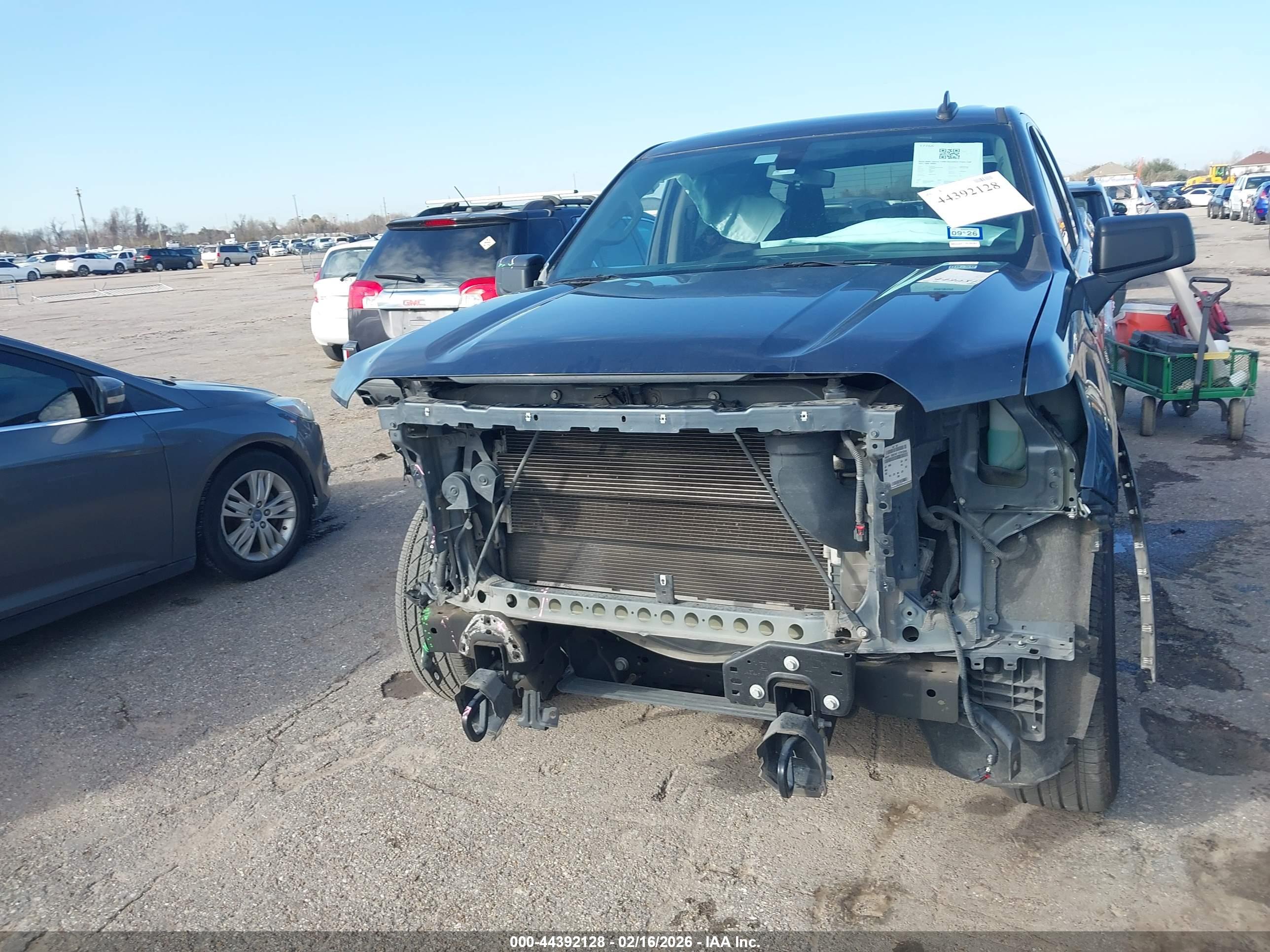 GMC SIERRA image 6