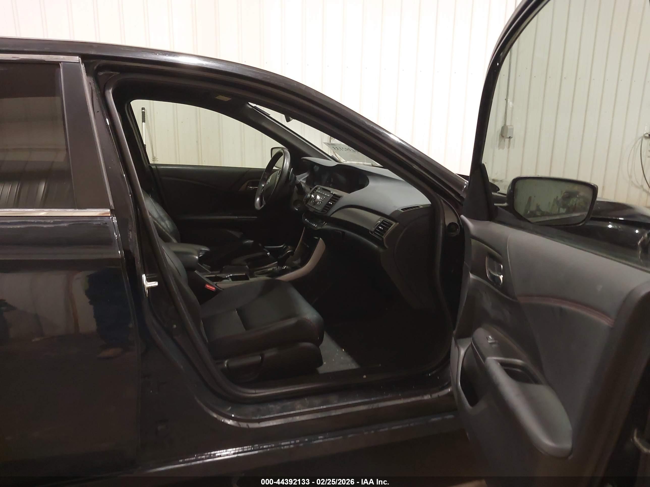 HONDA ACCORD image 5