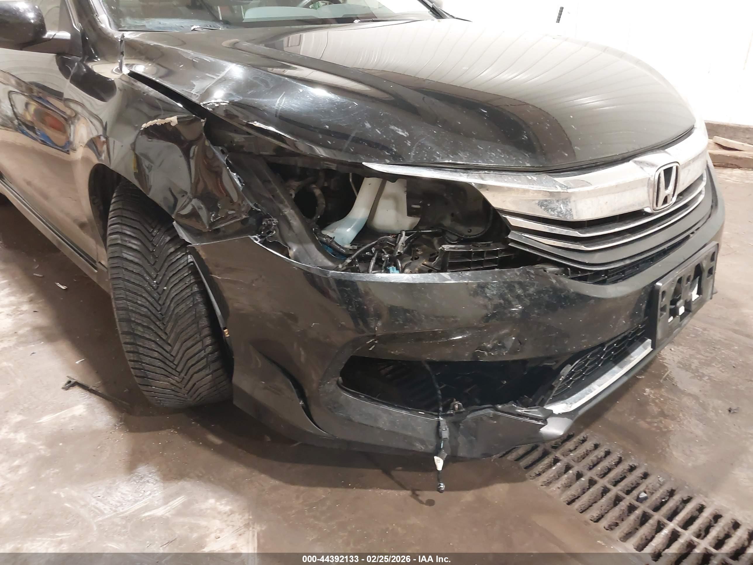 HONDA ACCORD image 6