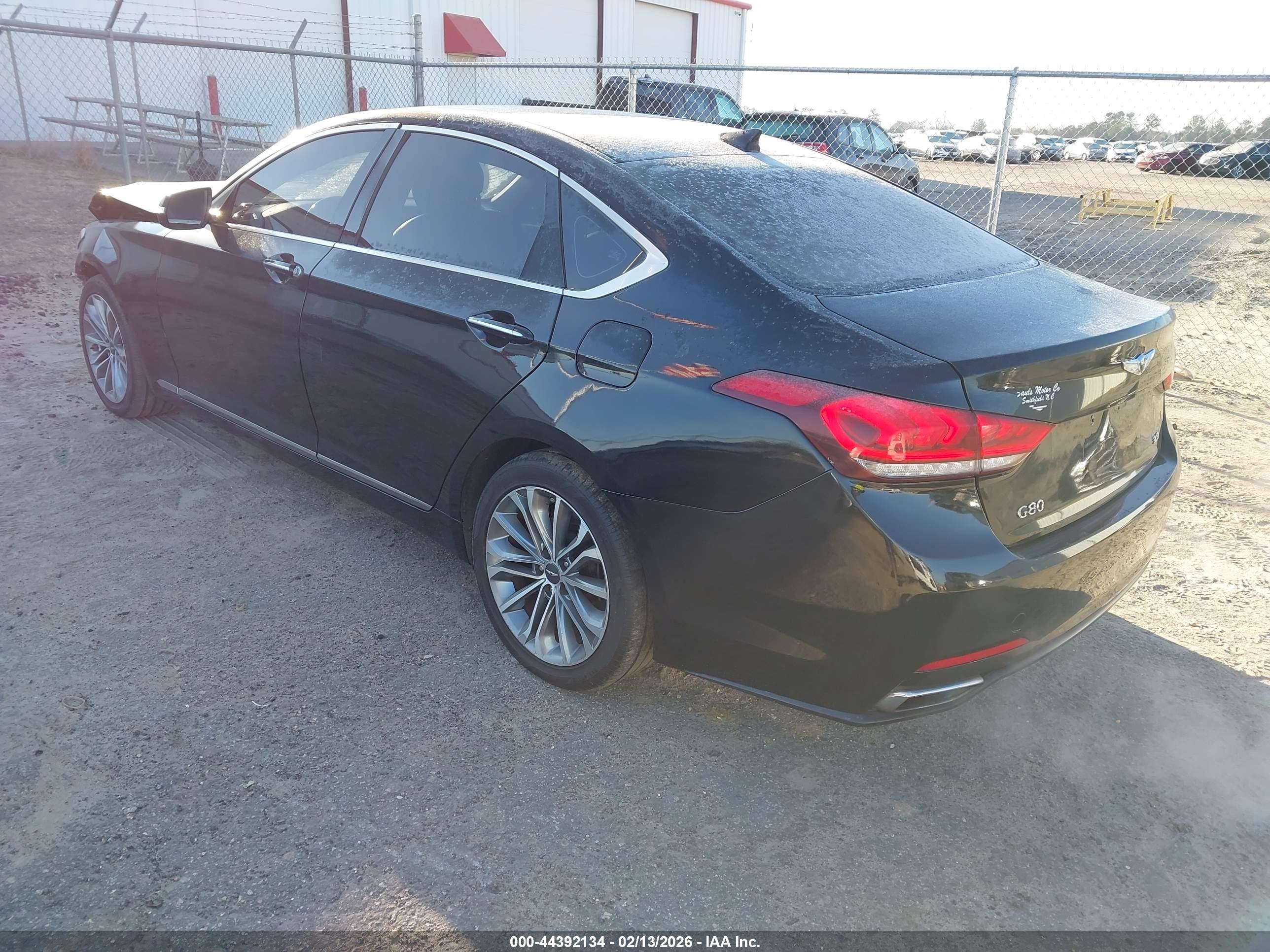 GENESIS G80 image 3