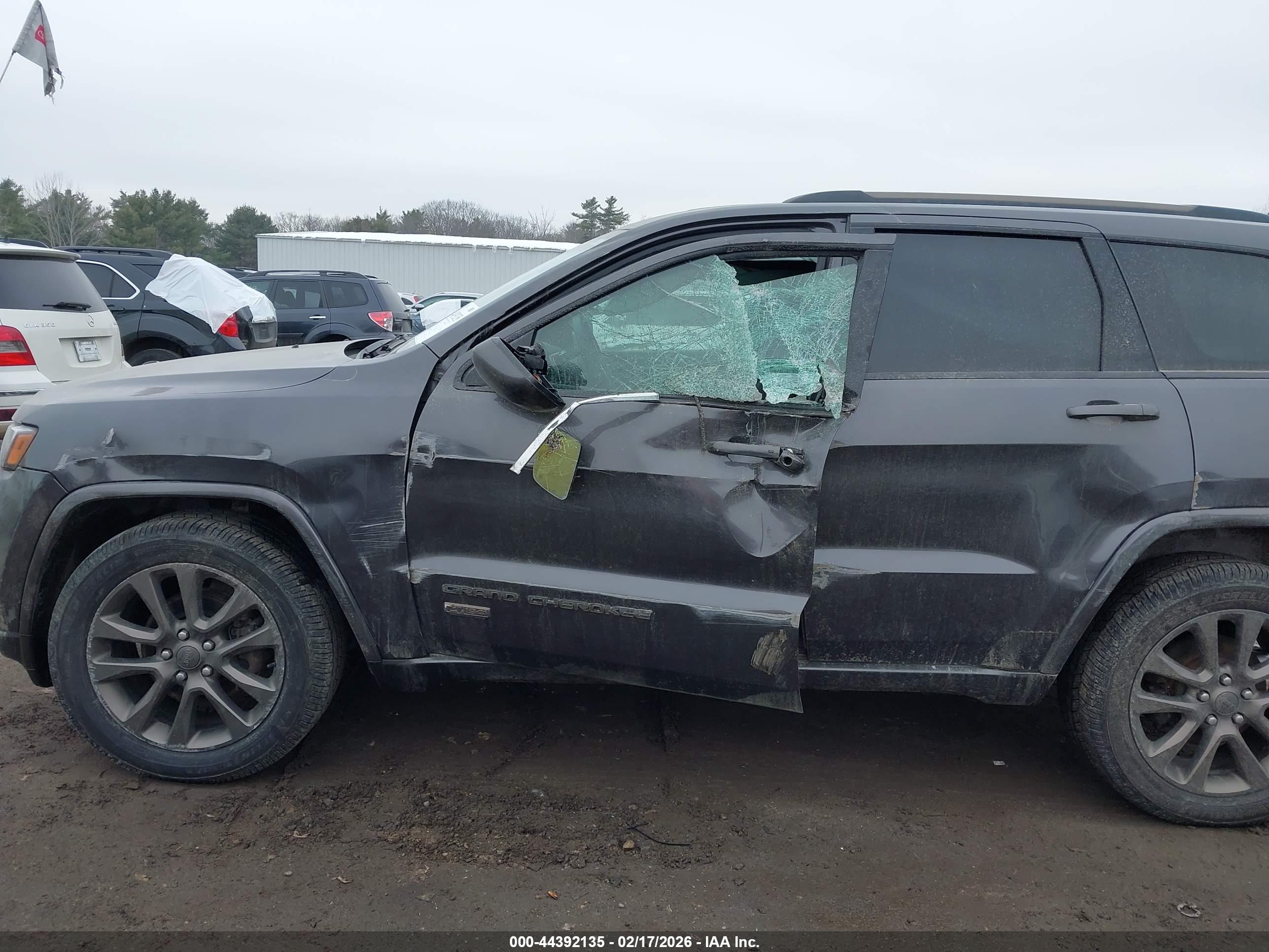 JEEP GRAND image 6