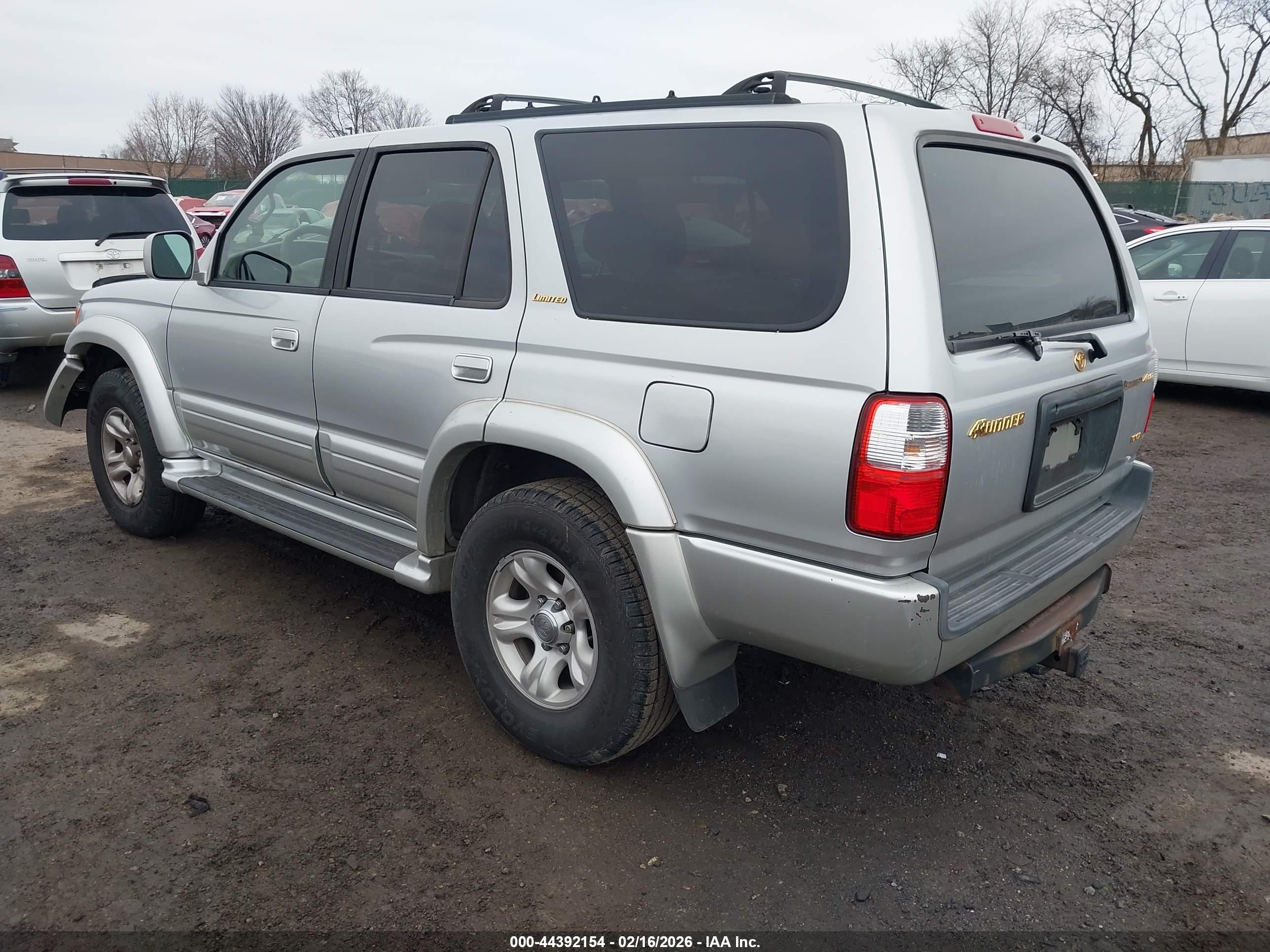 TOYOTA 4RUNNER image 3