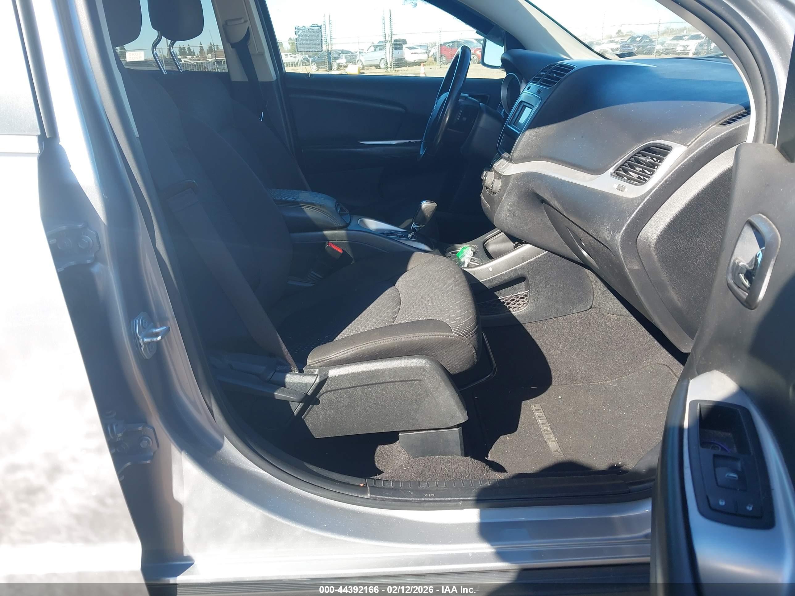 DODGE JOURNEY image 5