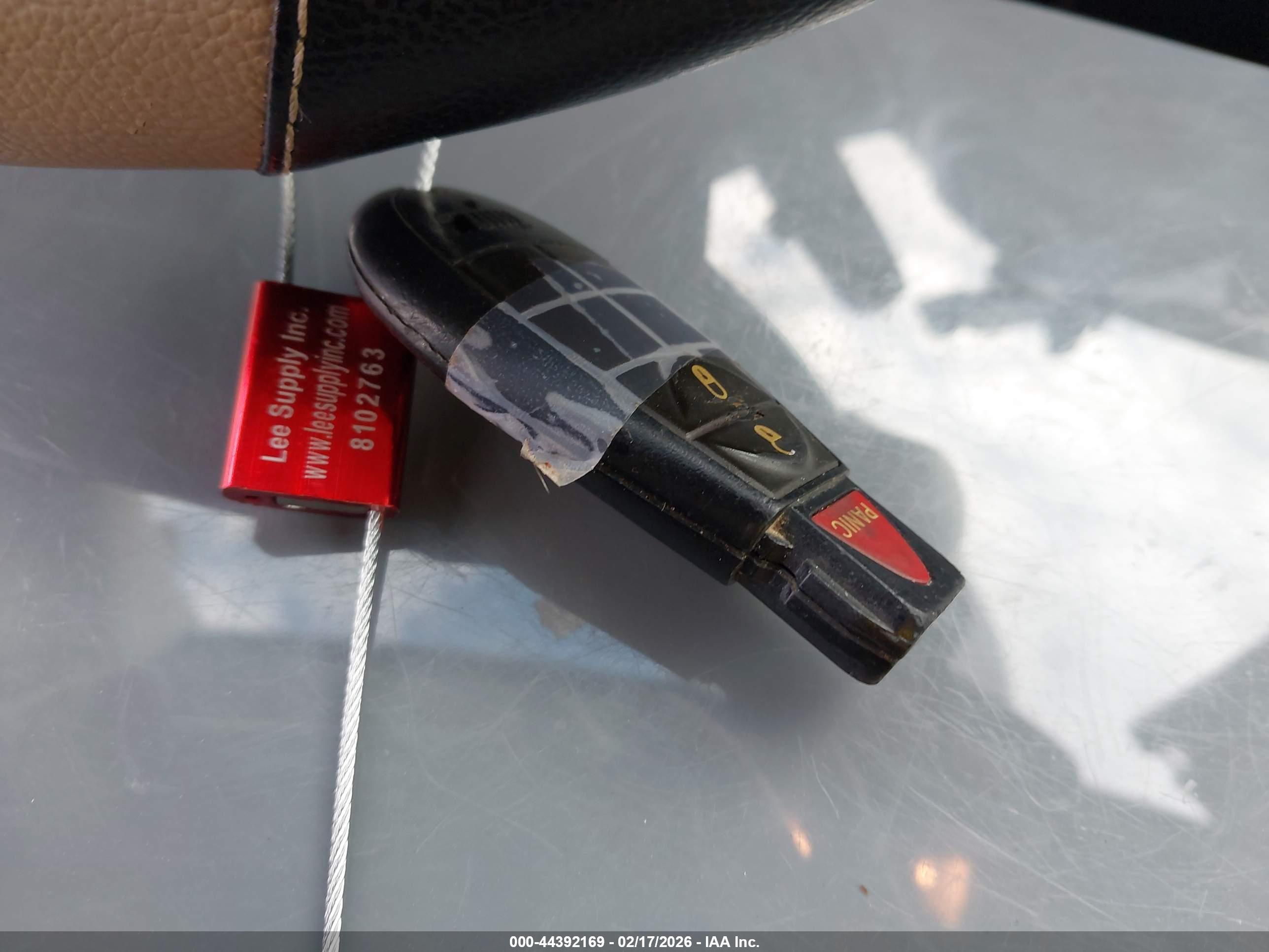 JEEP CHEROKEE image 11