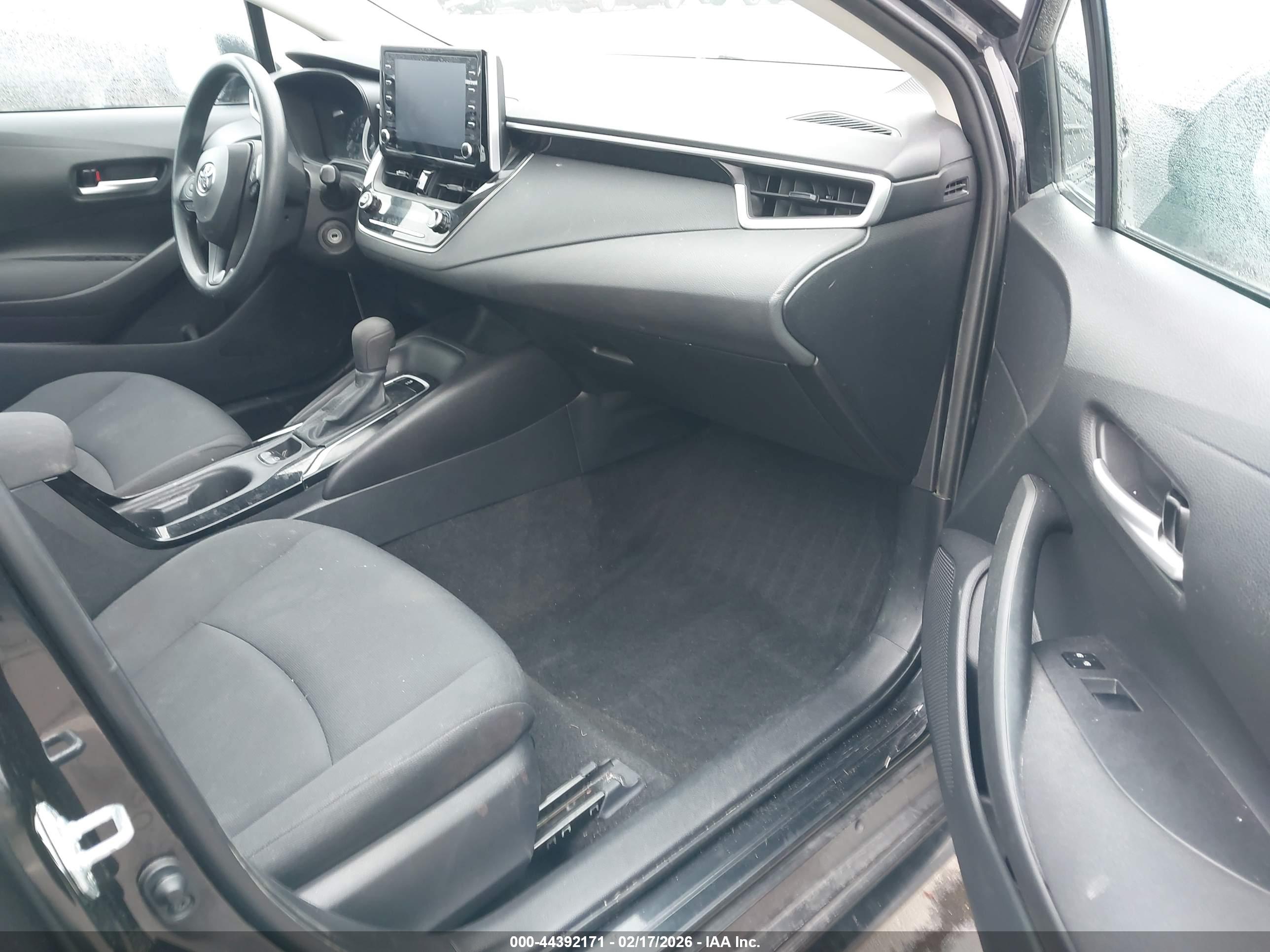 TOYOTA COROLLA image 5
