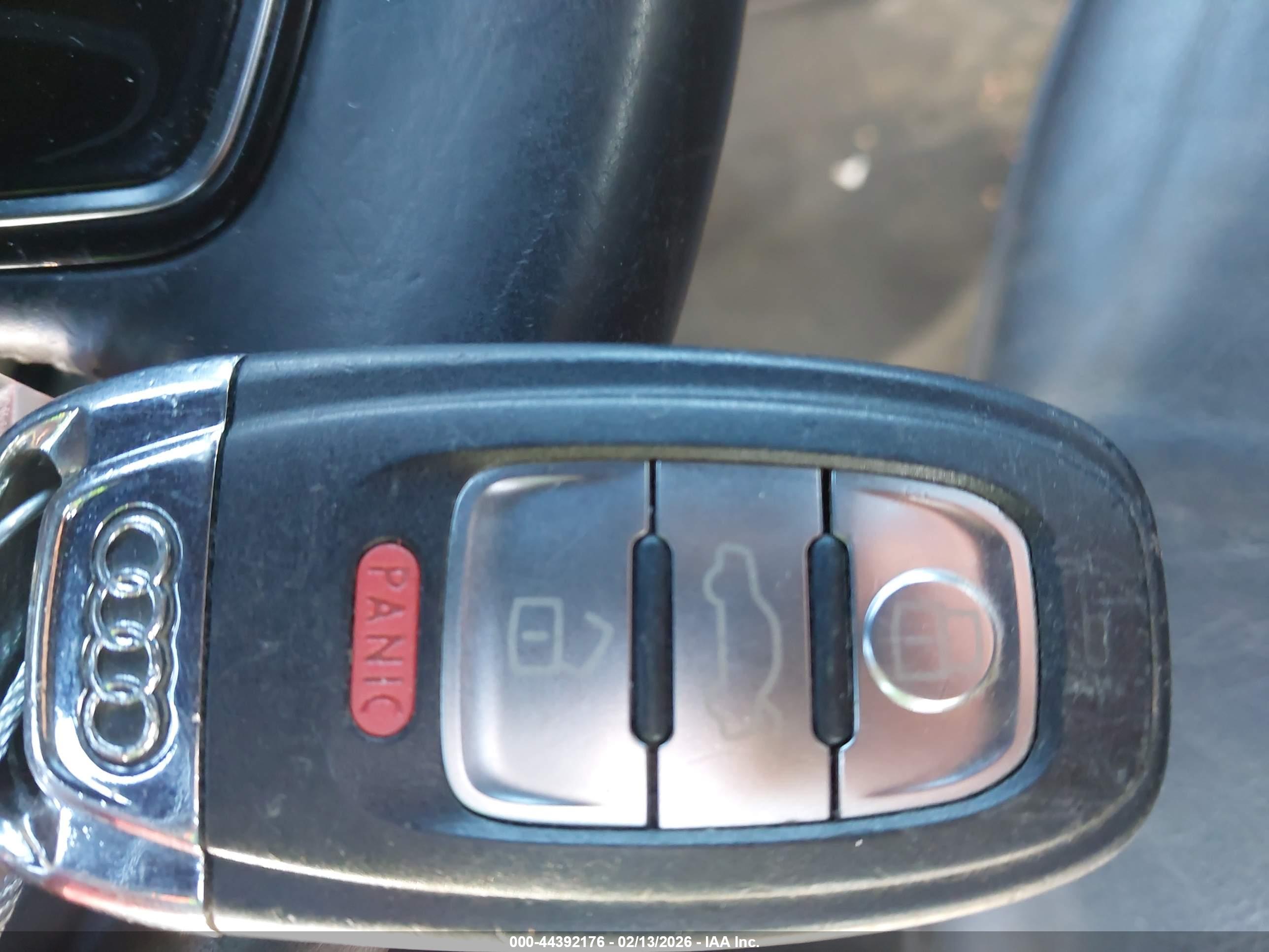 AUDI A6 image 11