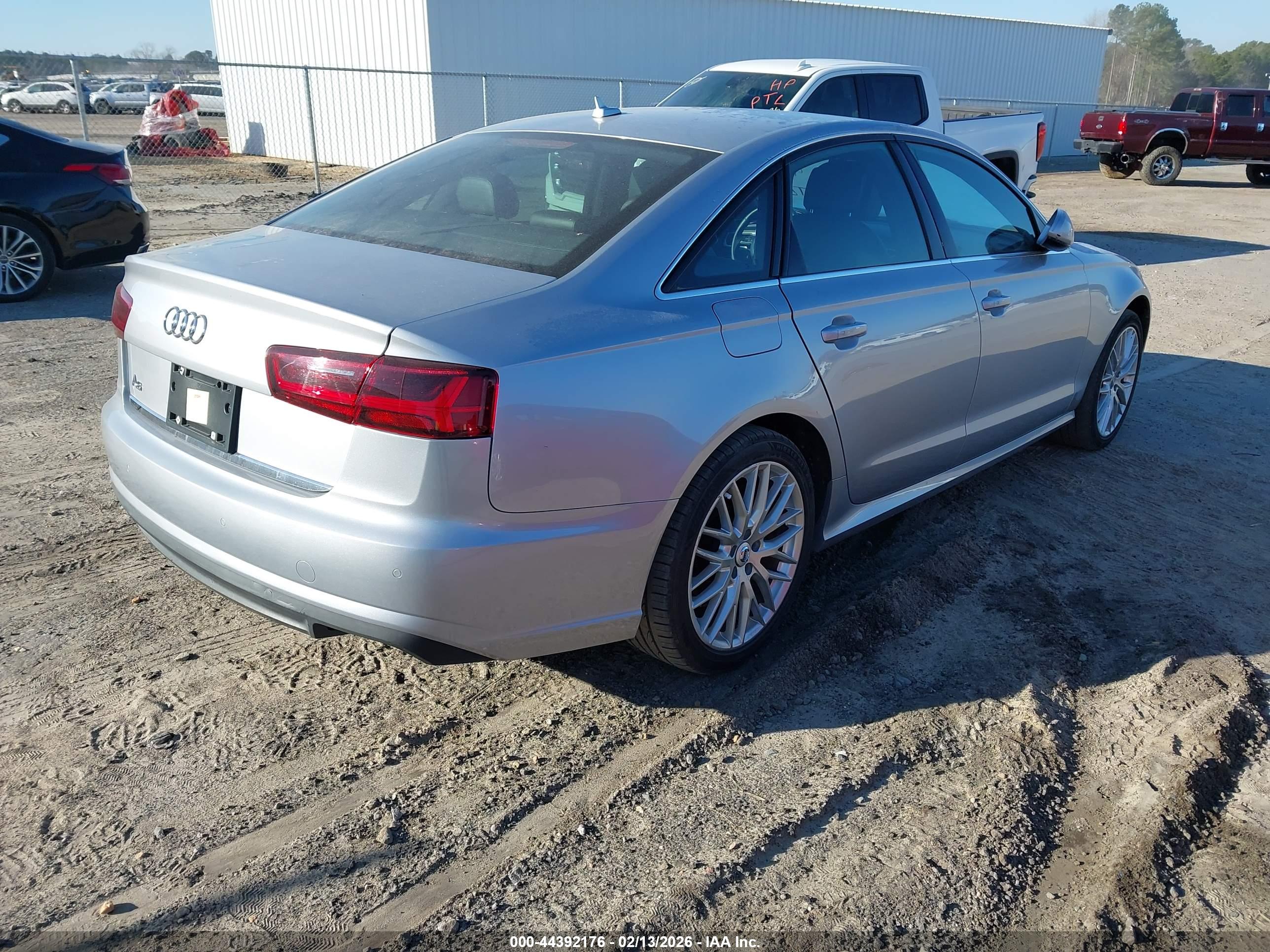 AUDI A6 image 4