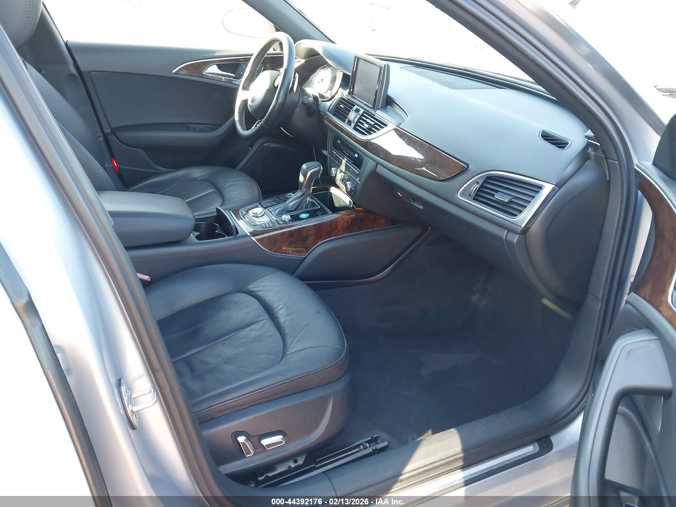 AUDI A6 image 5