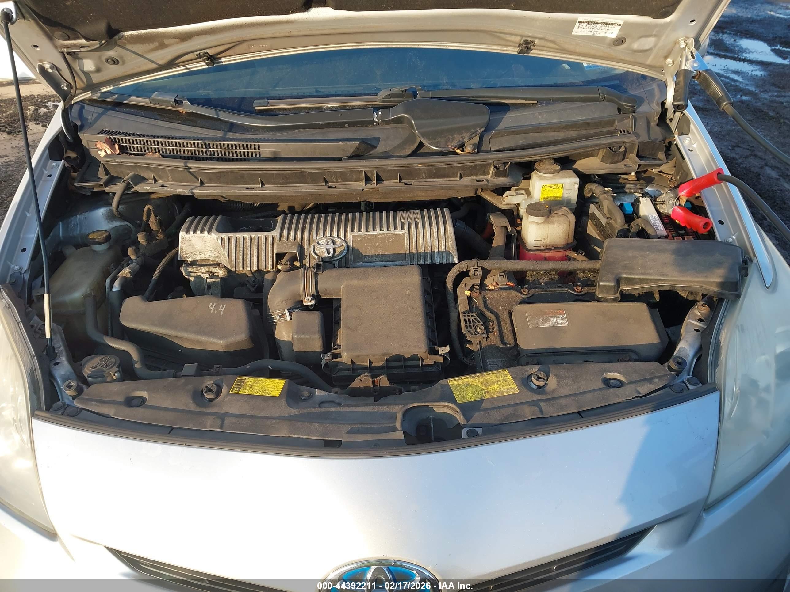 TOYOTA PRIUS image 10