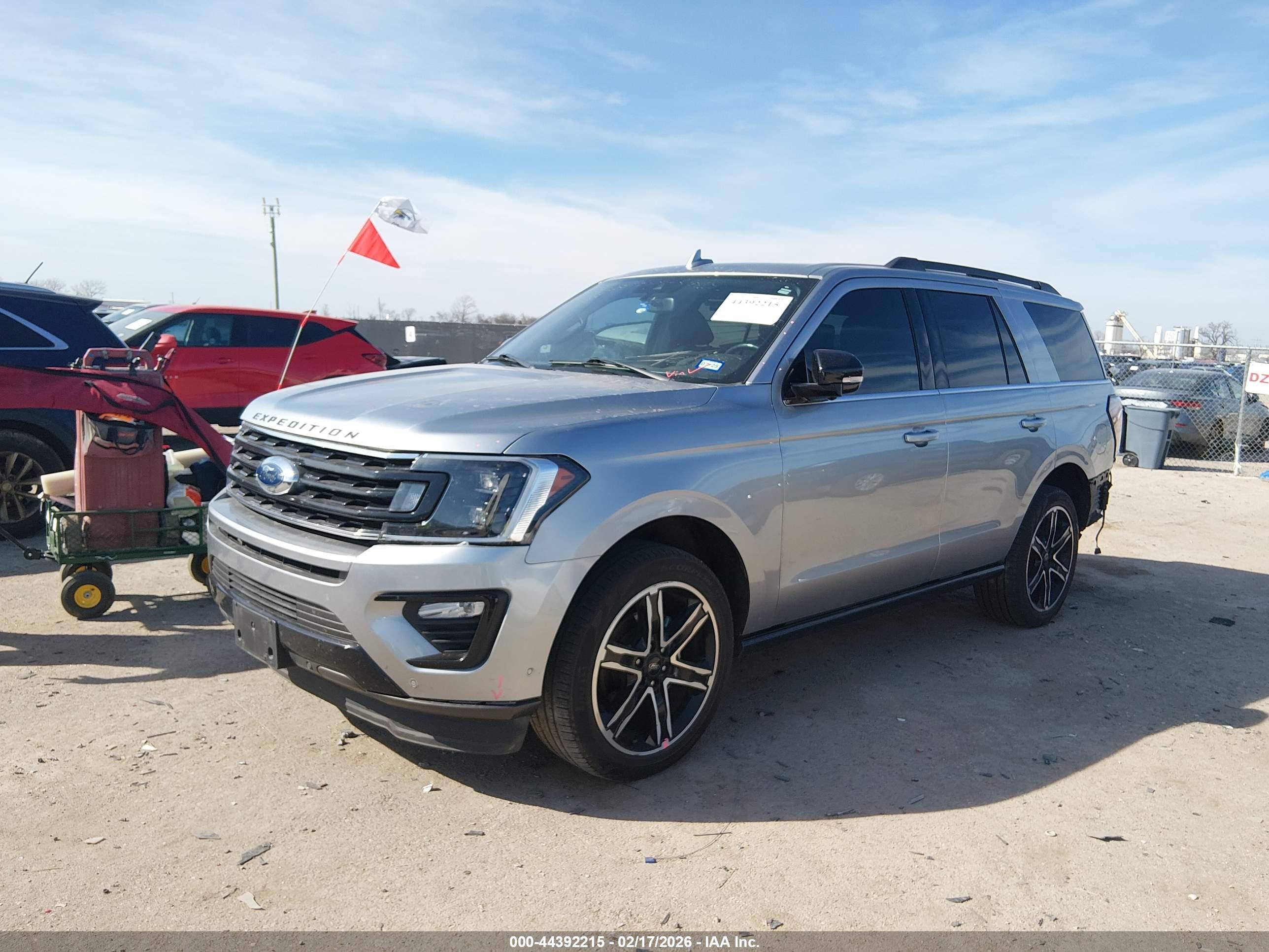 FORD EXPEDITION image 2