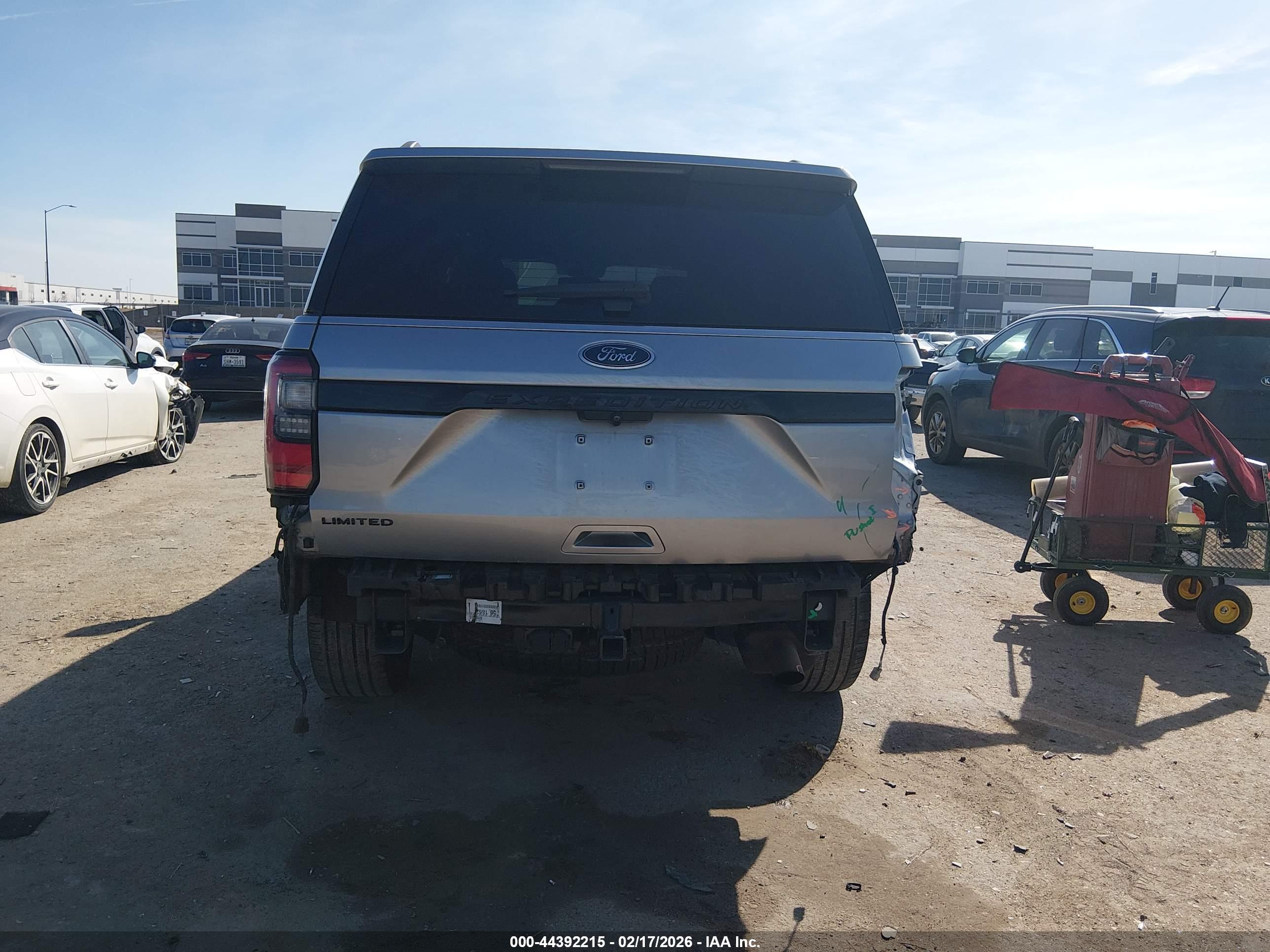 FORD EXPEDITION image 6