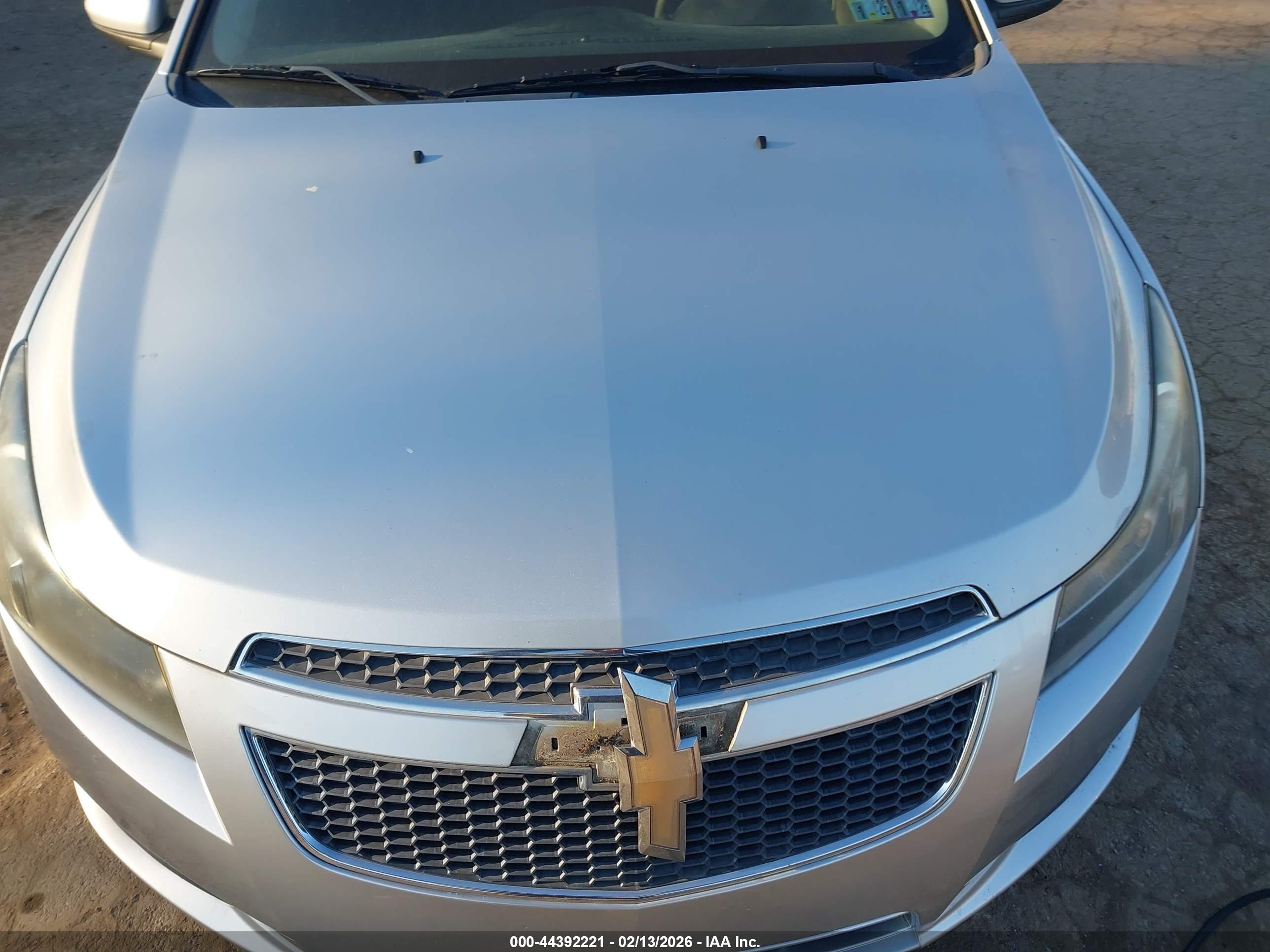 CHEVROLET CRUZE image 6