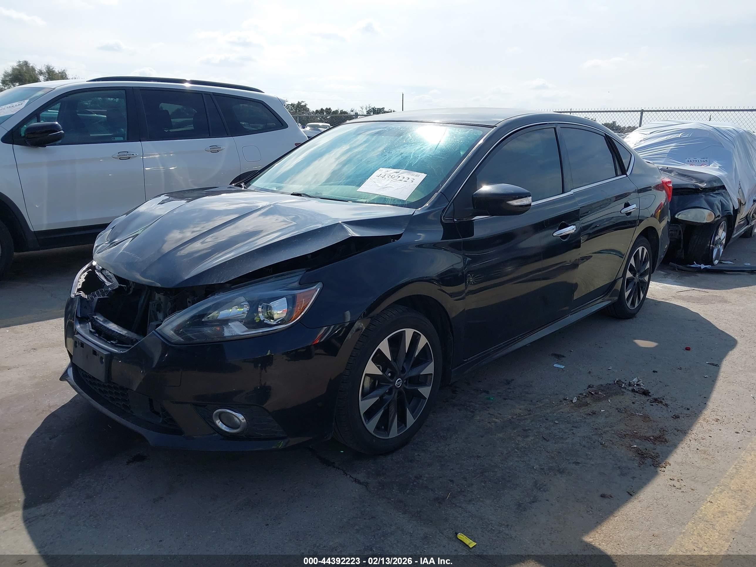 NISSAN SENTRA image 2