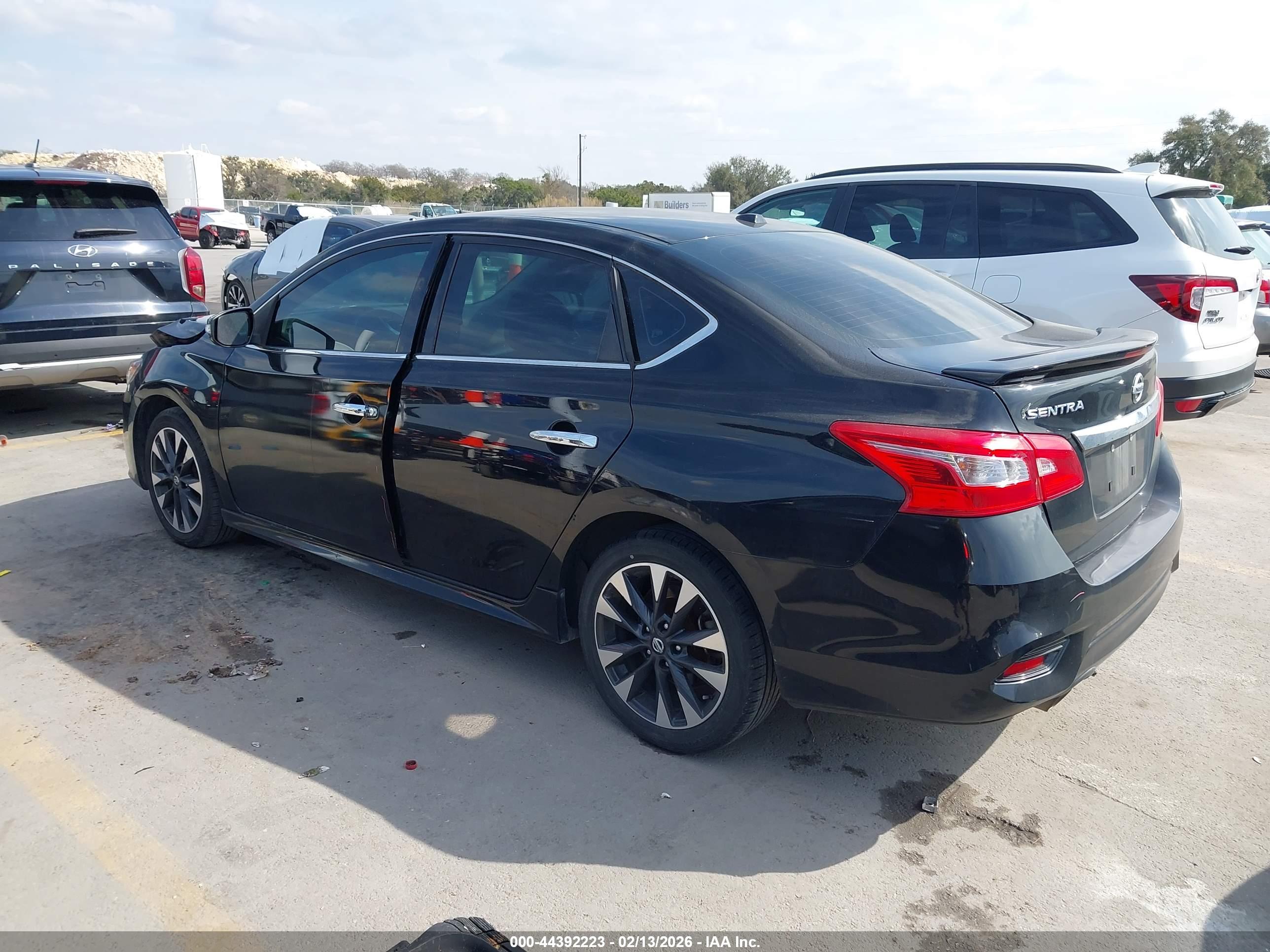 NISSAN SENTRA image 3