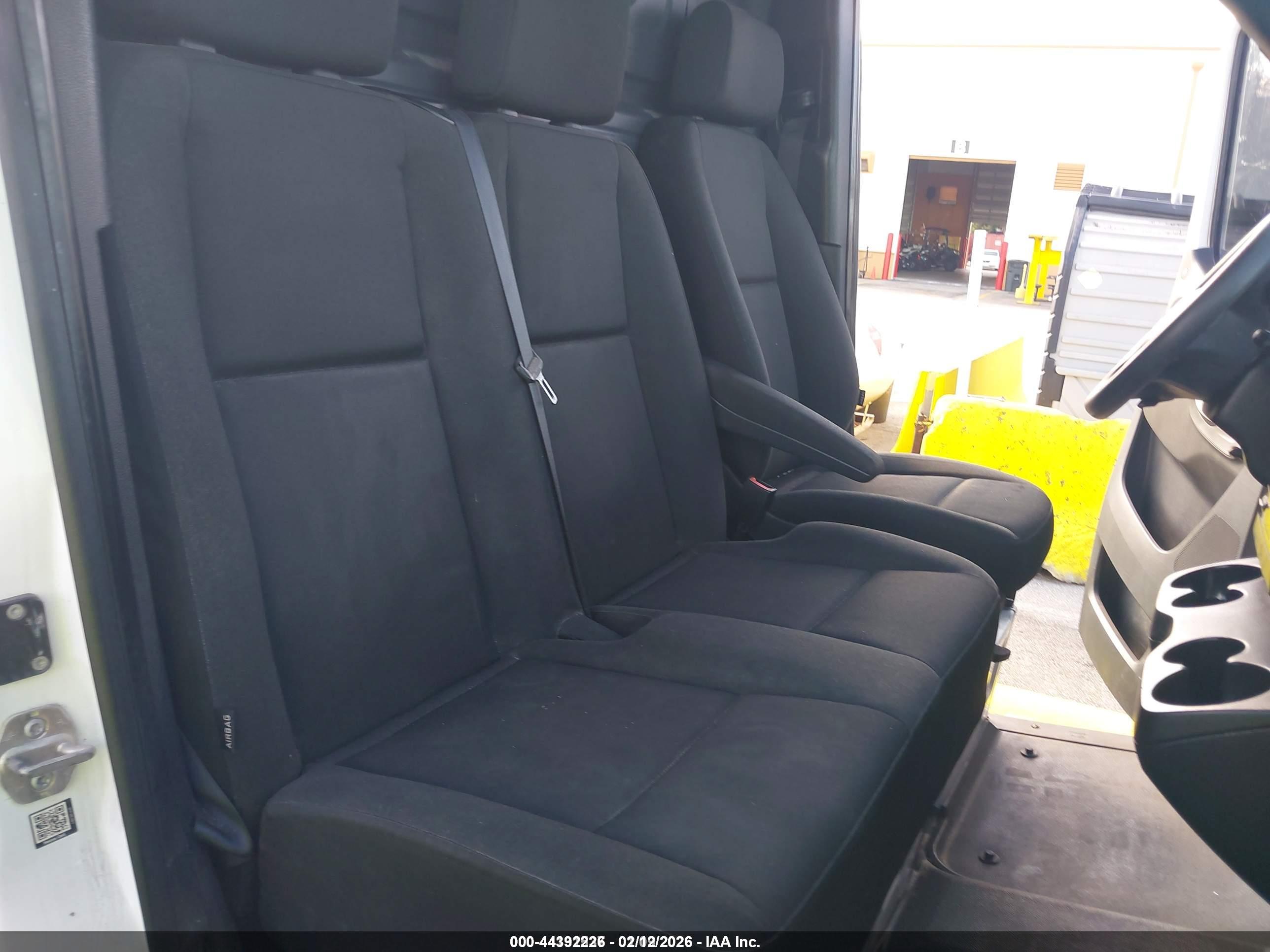 MERCEDES-BENZ SPRINTER image 8
