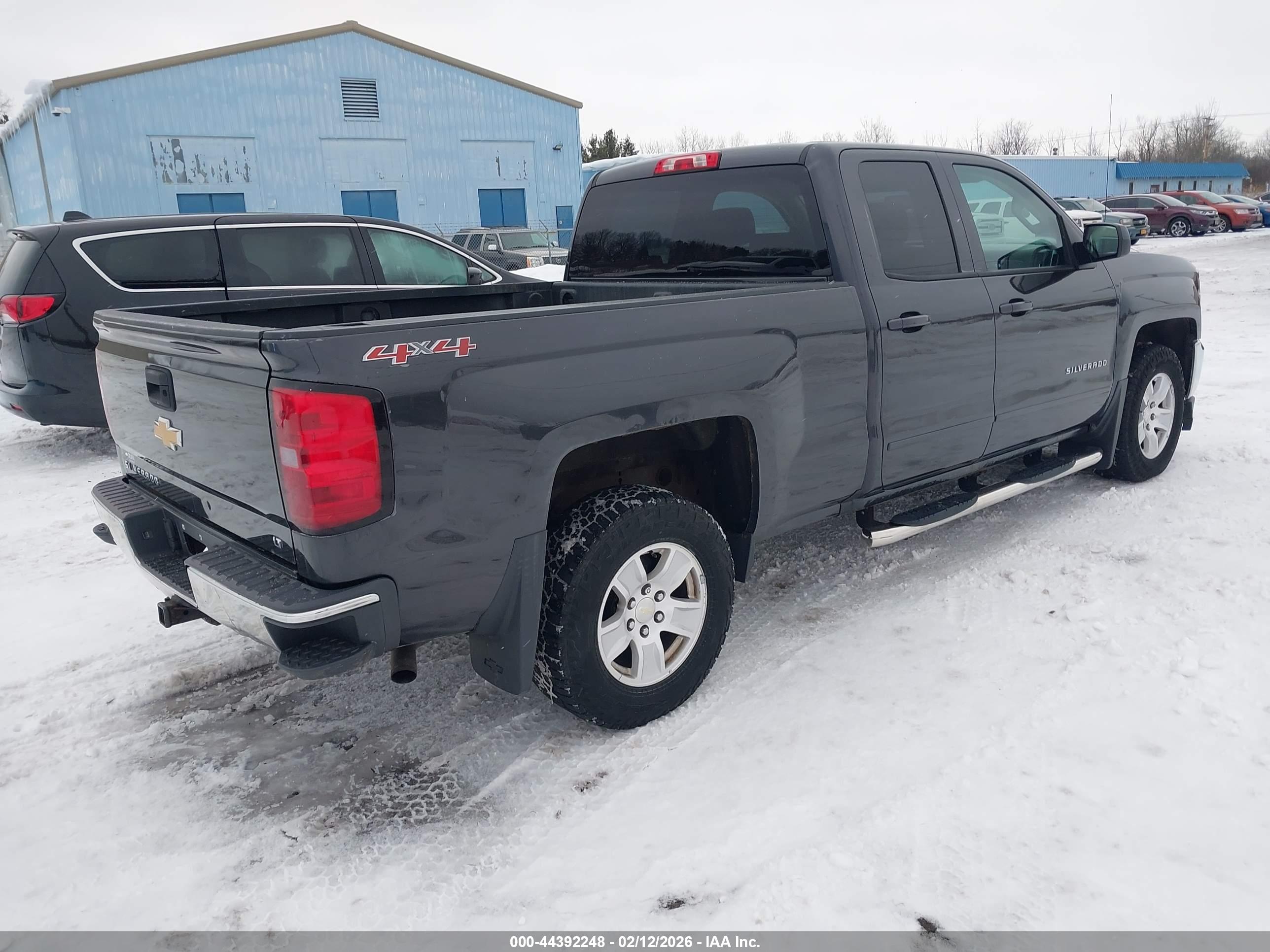 CHEVROLET SILVERADO image 4