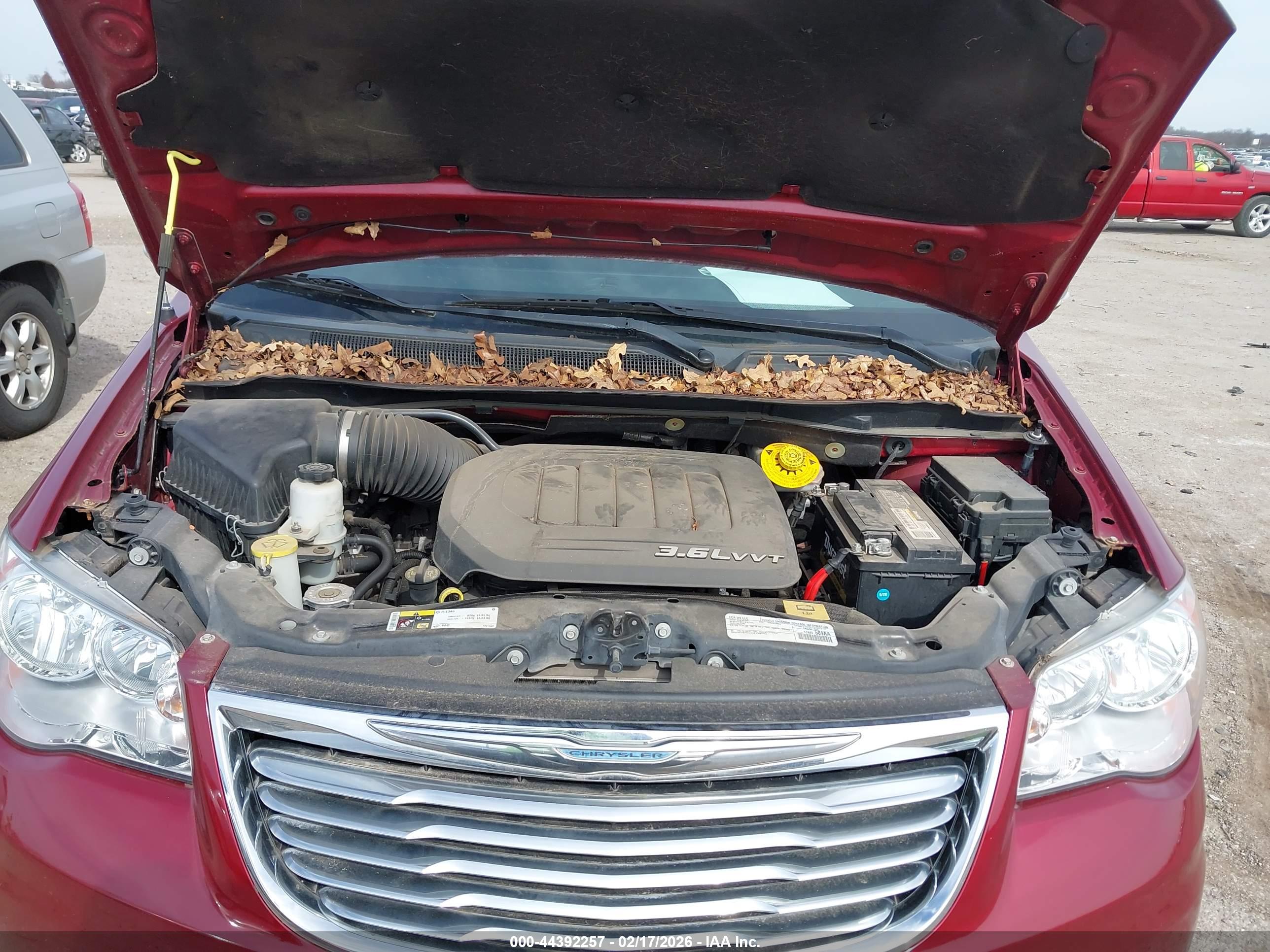 CHRYSLER TOWN image 10