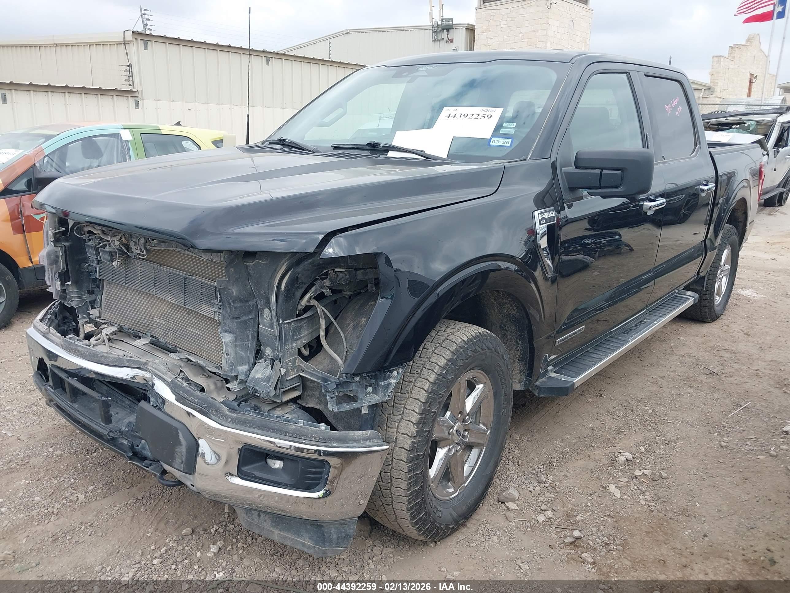 FORD F-150 image 2