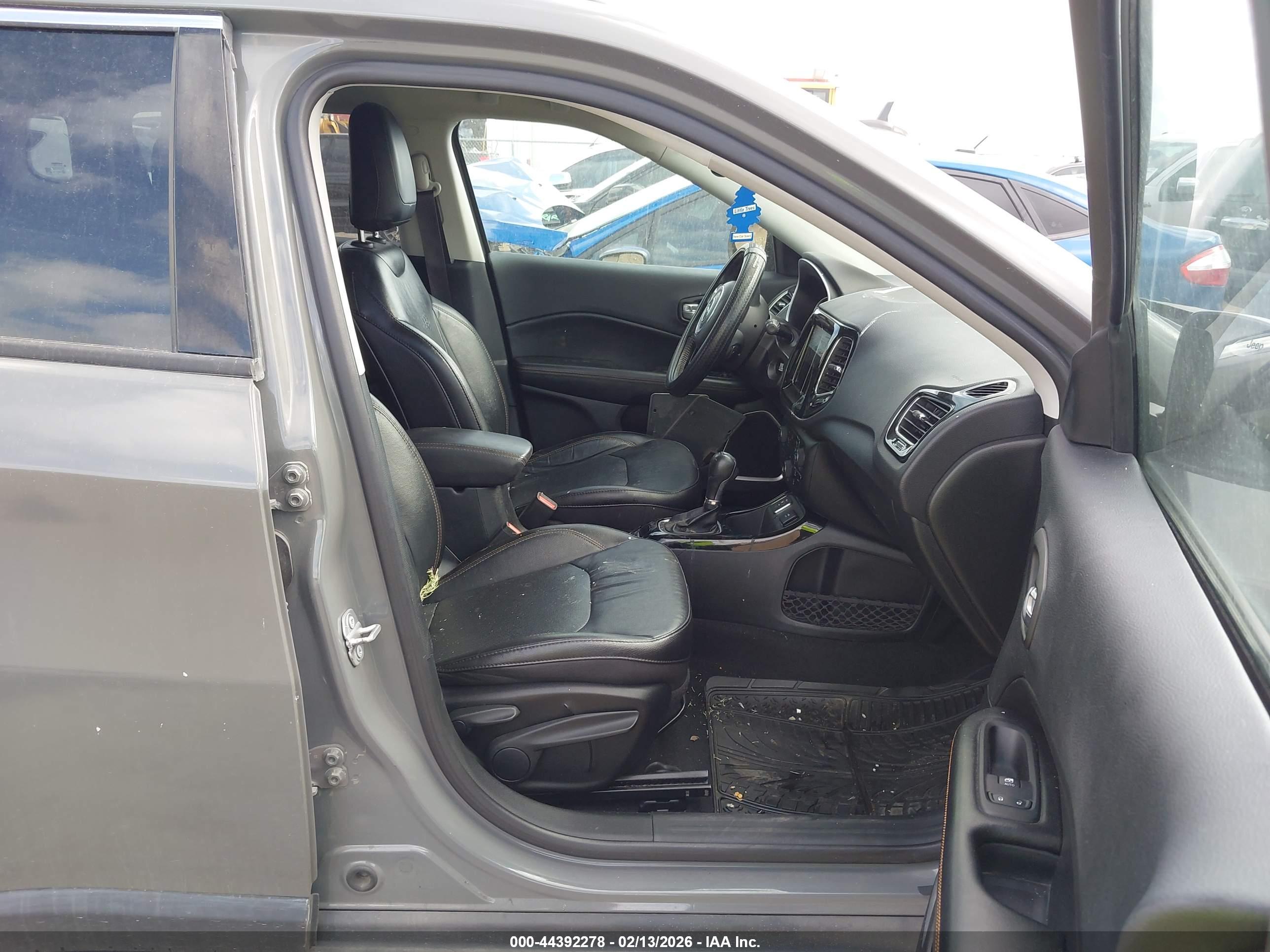 JEEP COMPASS image 5