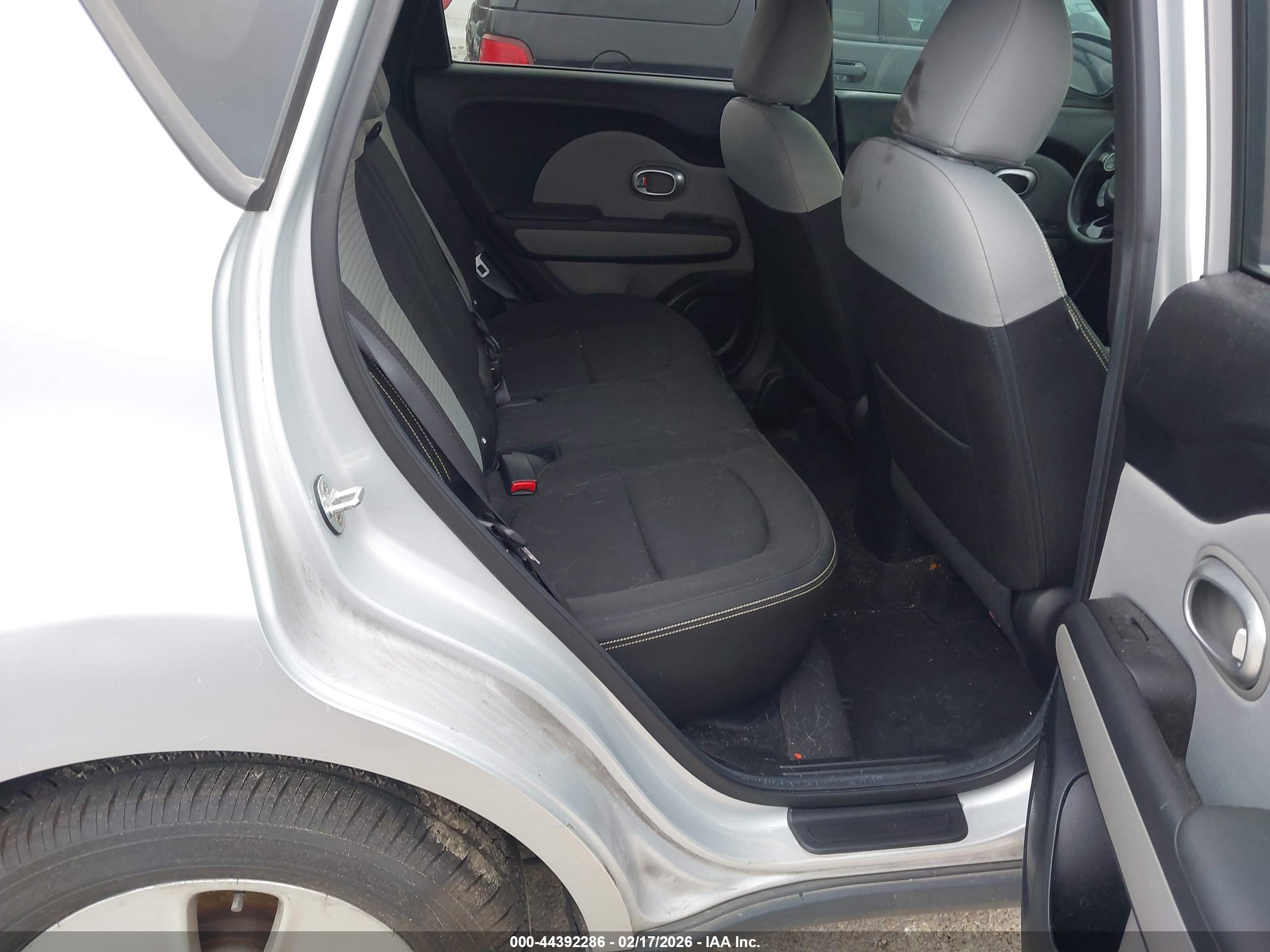 KIA SOUL image 8