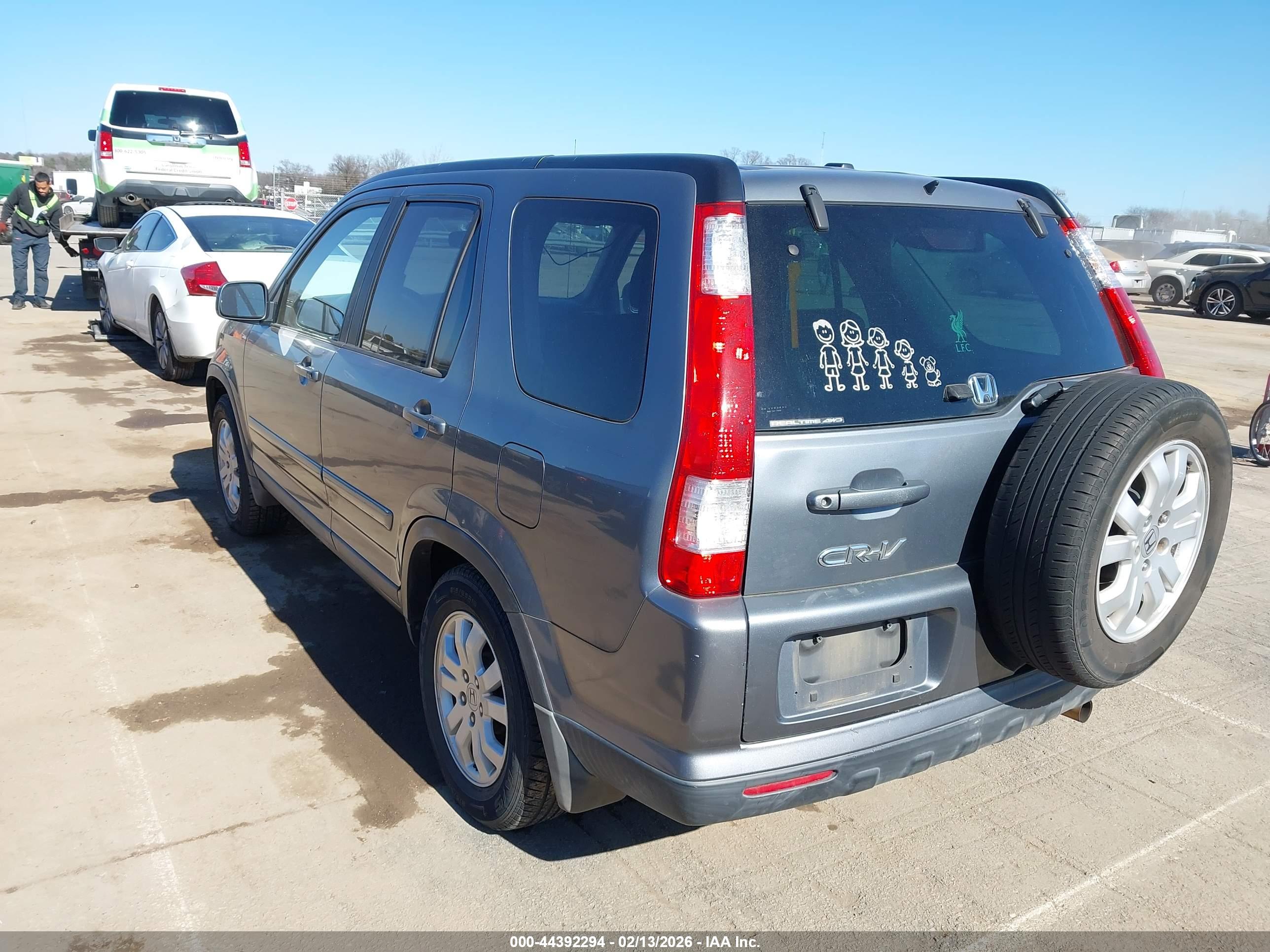 HONDA CR-V image 3