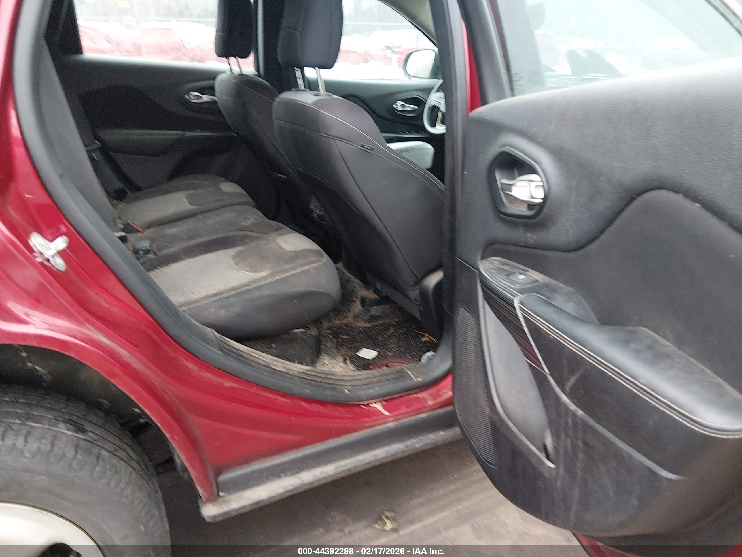 JEEP CHEROKEE image 8