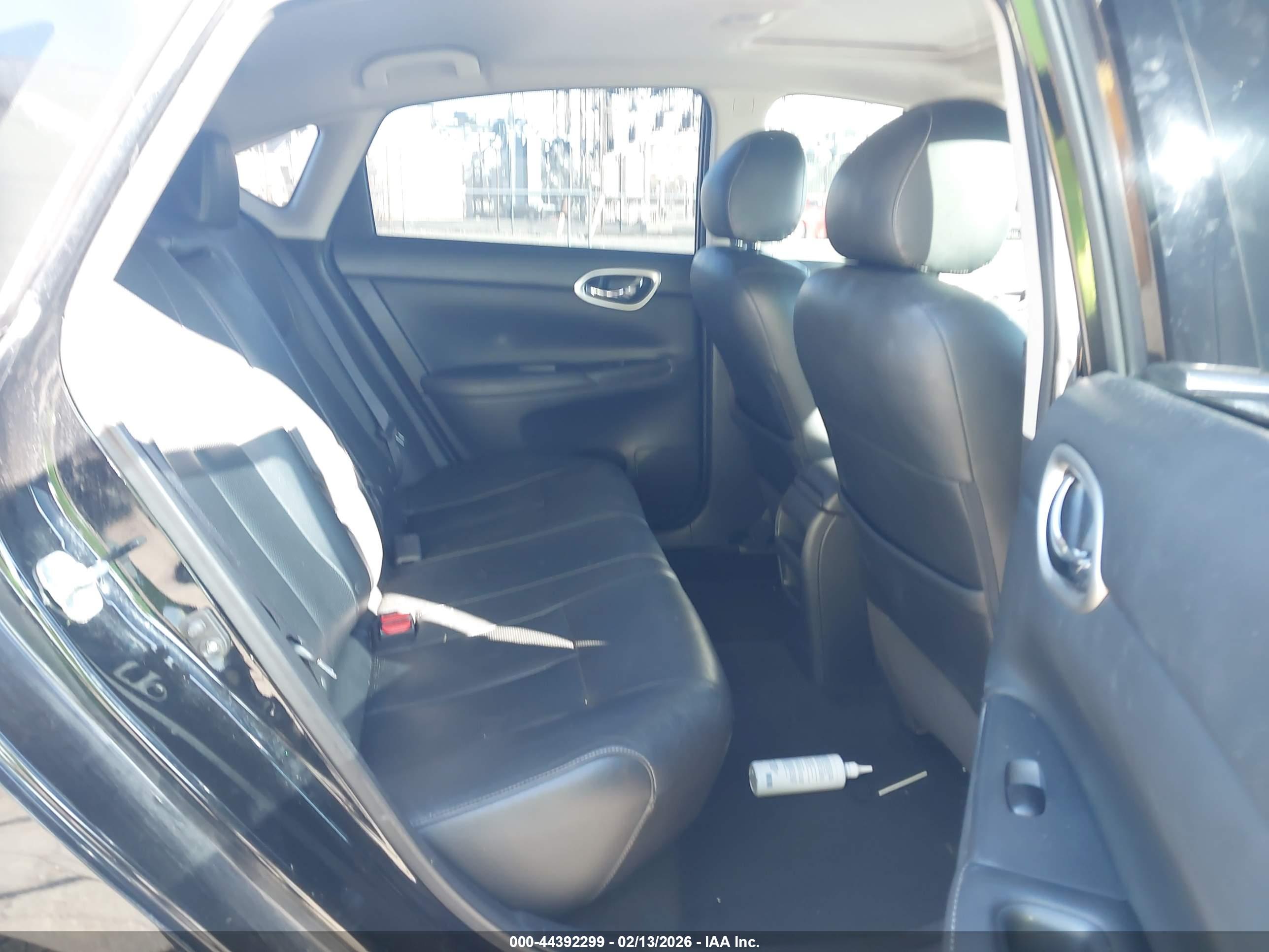 NISSAN SENTRA image 8