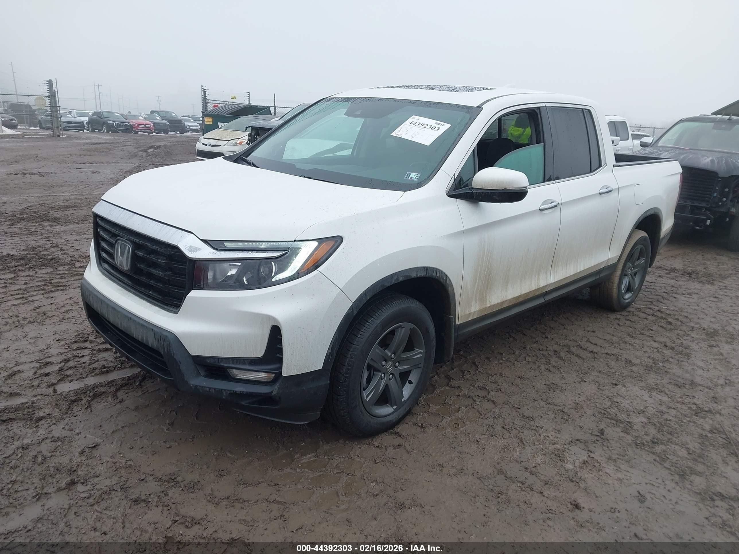 HONDA RIDGELINE image 2
