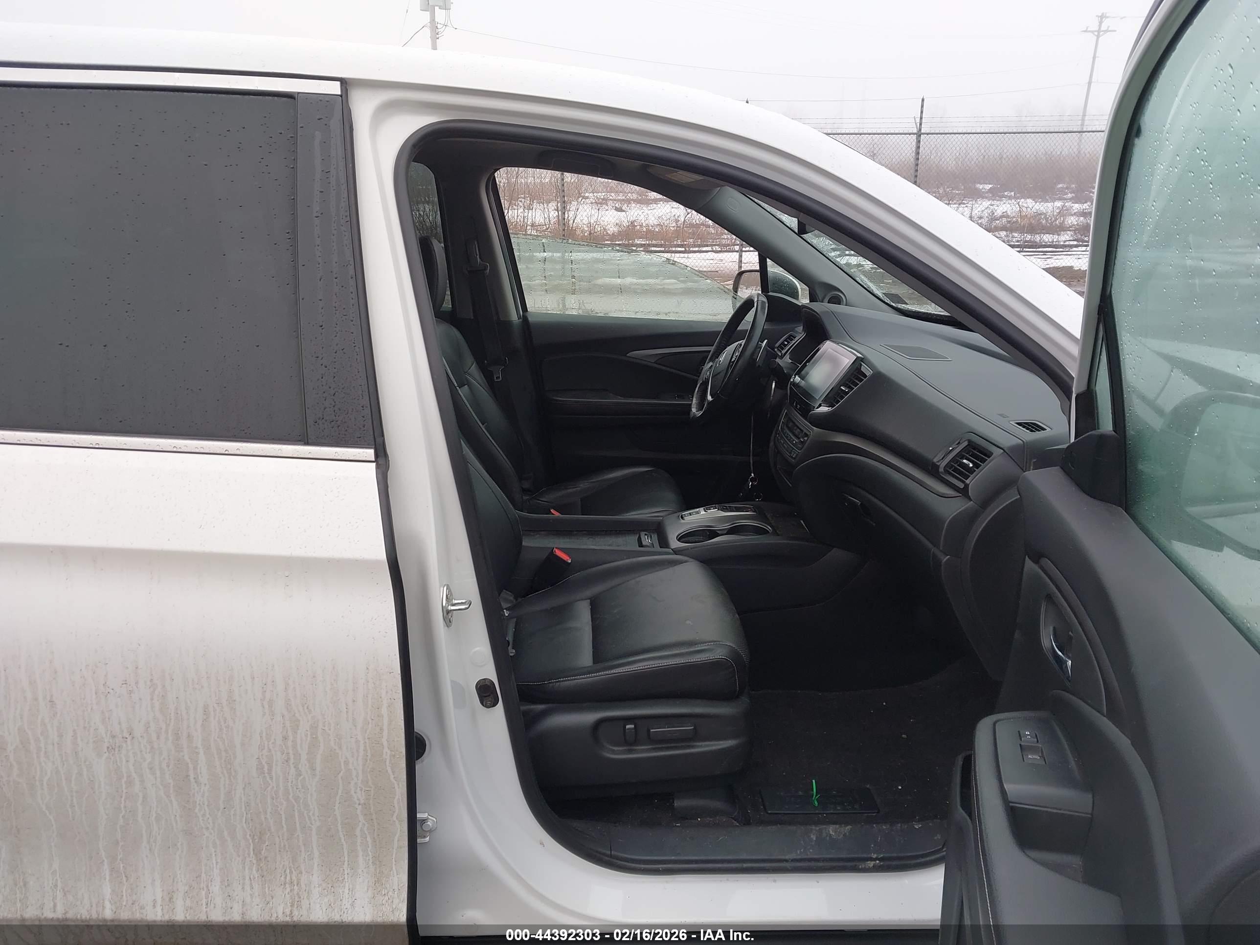 HONDA RIDGELINE image 5