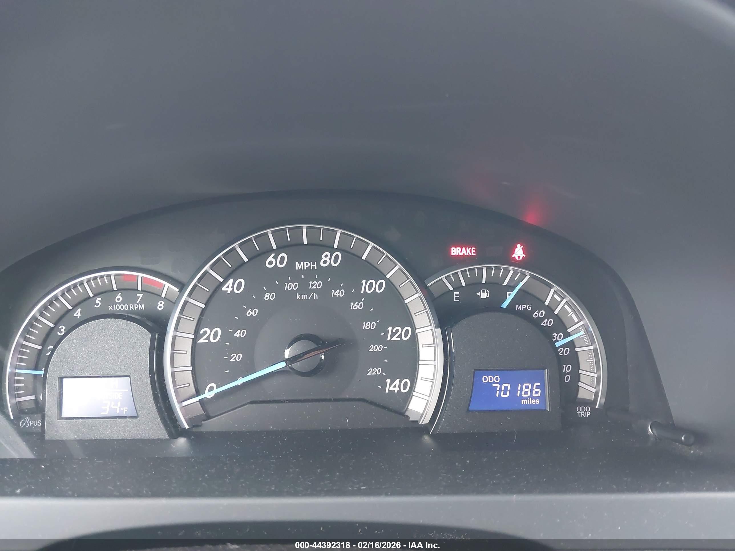 TOYOTA CAMRY image 7