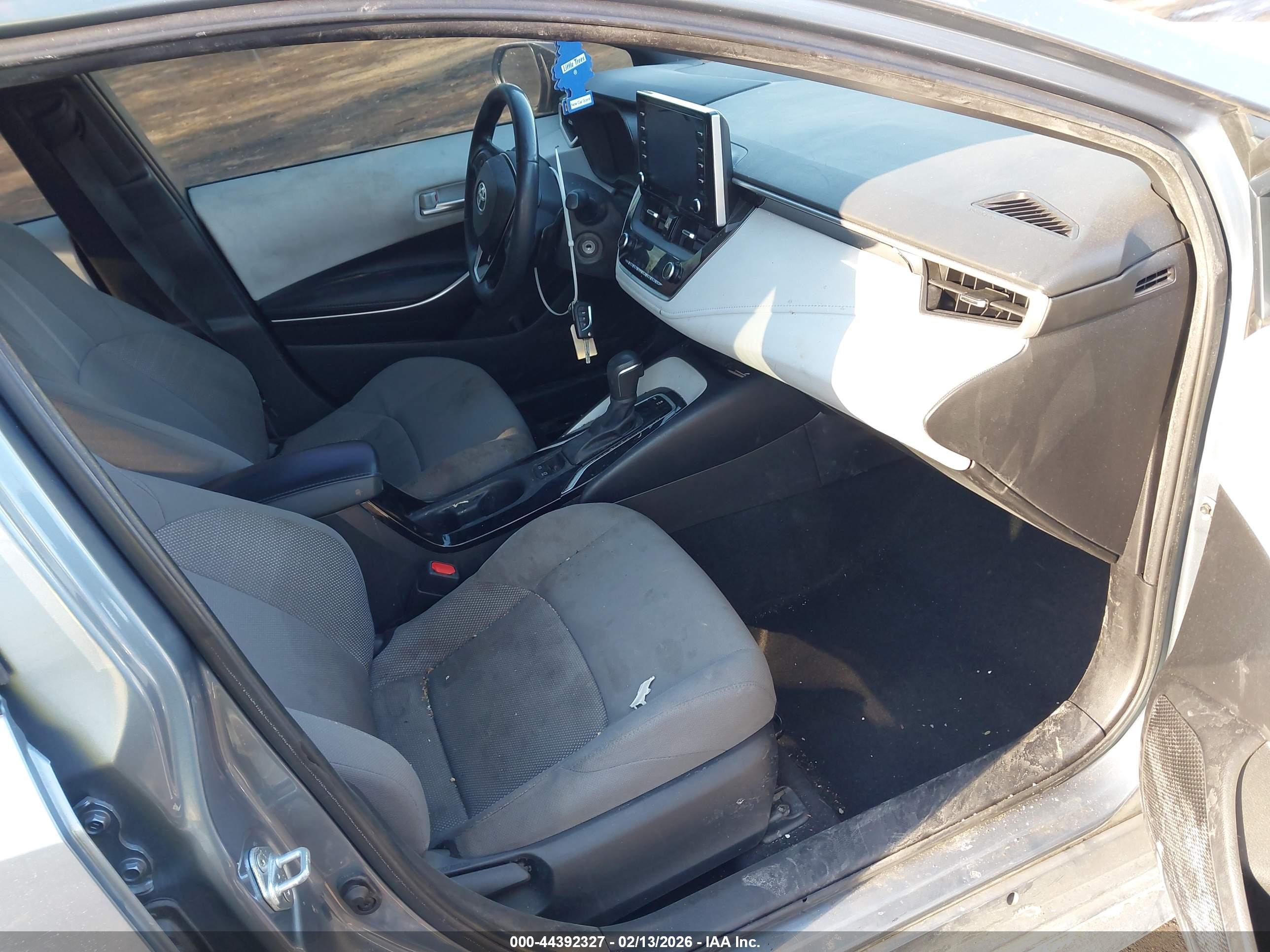 TOYOTA COROLLA image 5