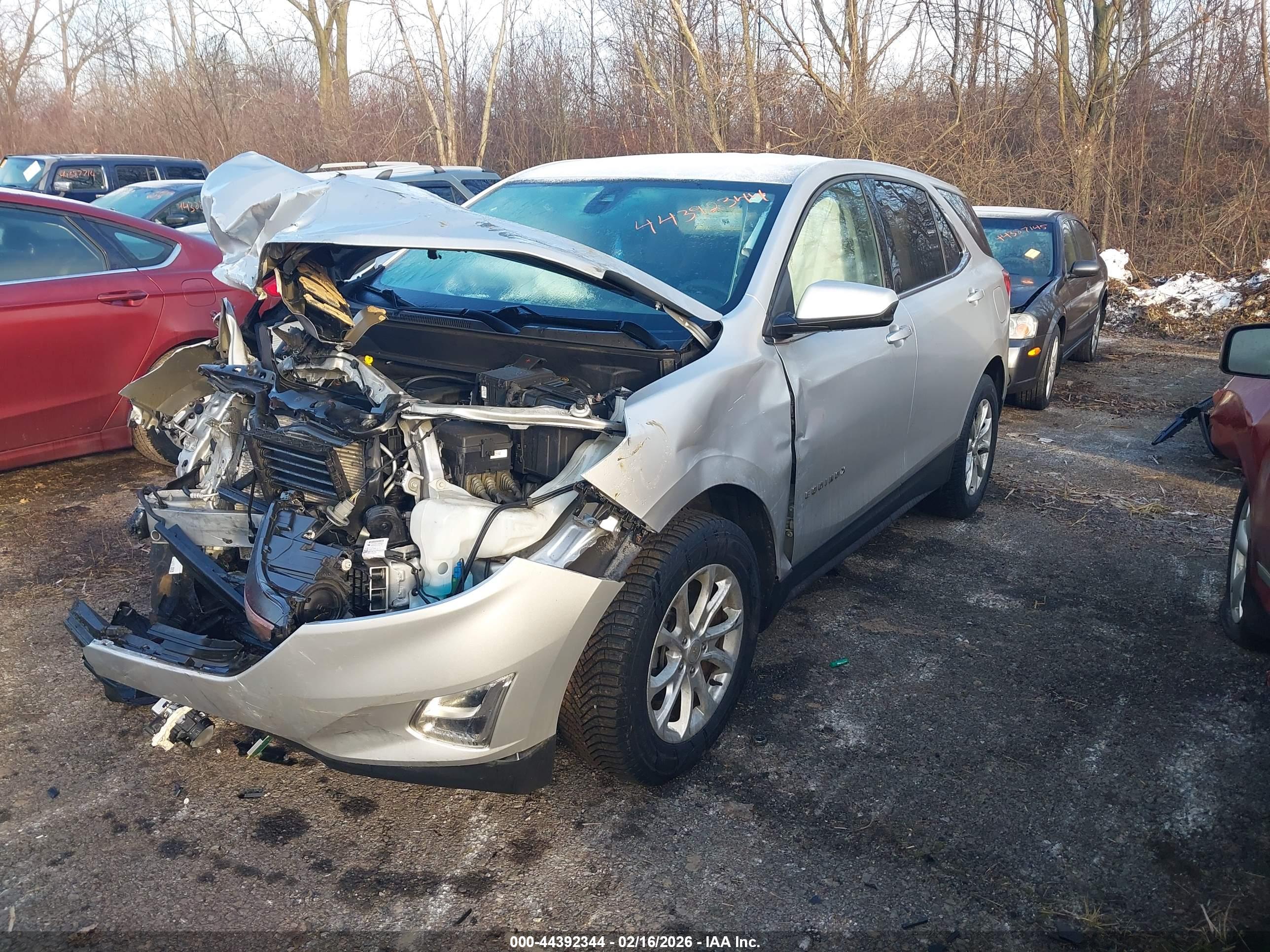 CHEVROLET EQUINOX image 2