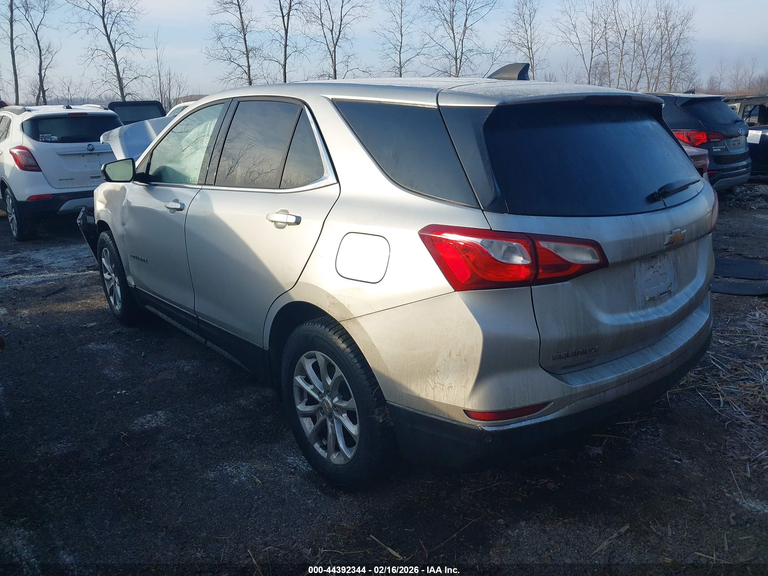 CHEVROLET EQUINOX image 3