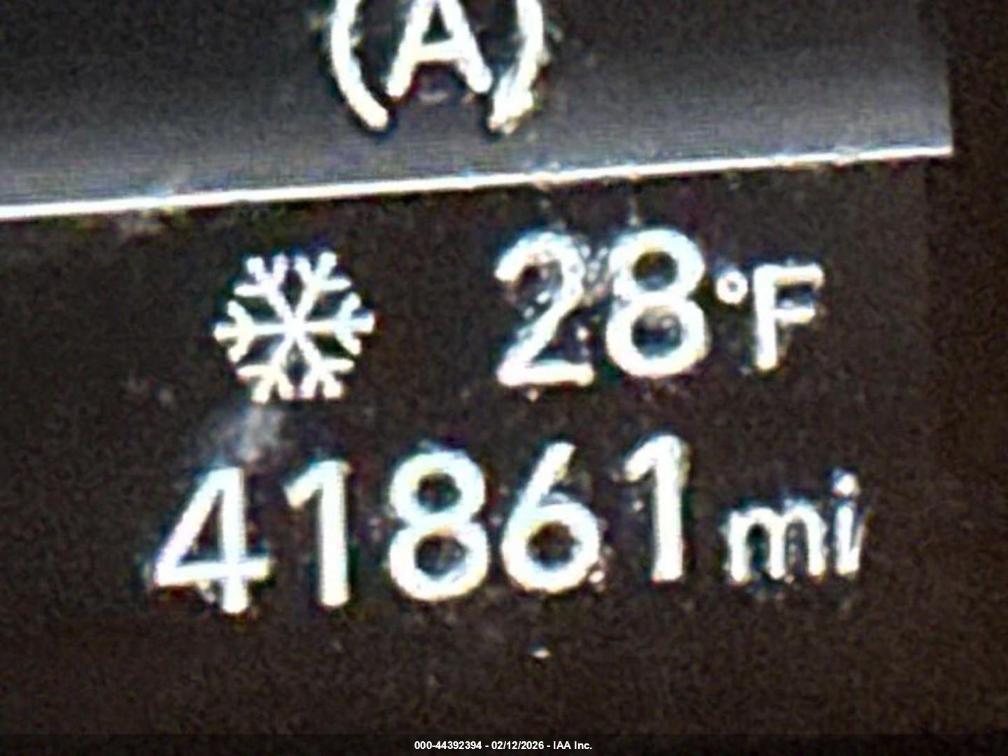 HYUNDAI ELANTRA image 7