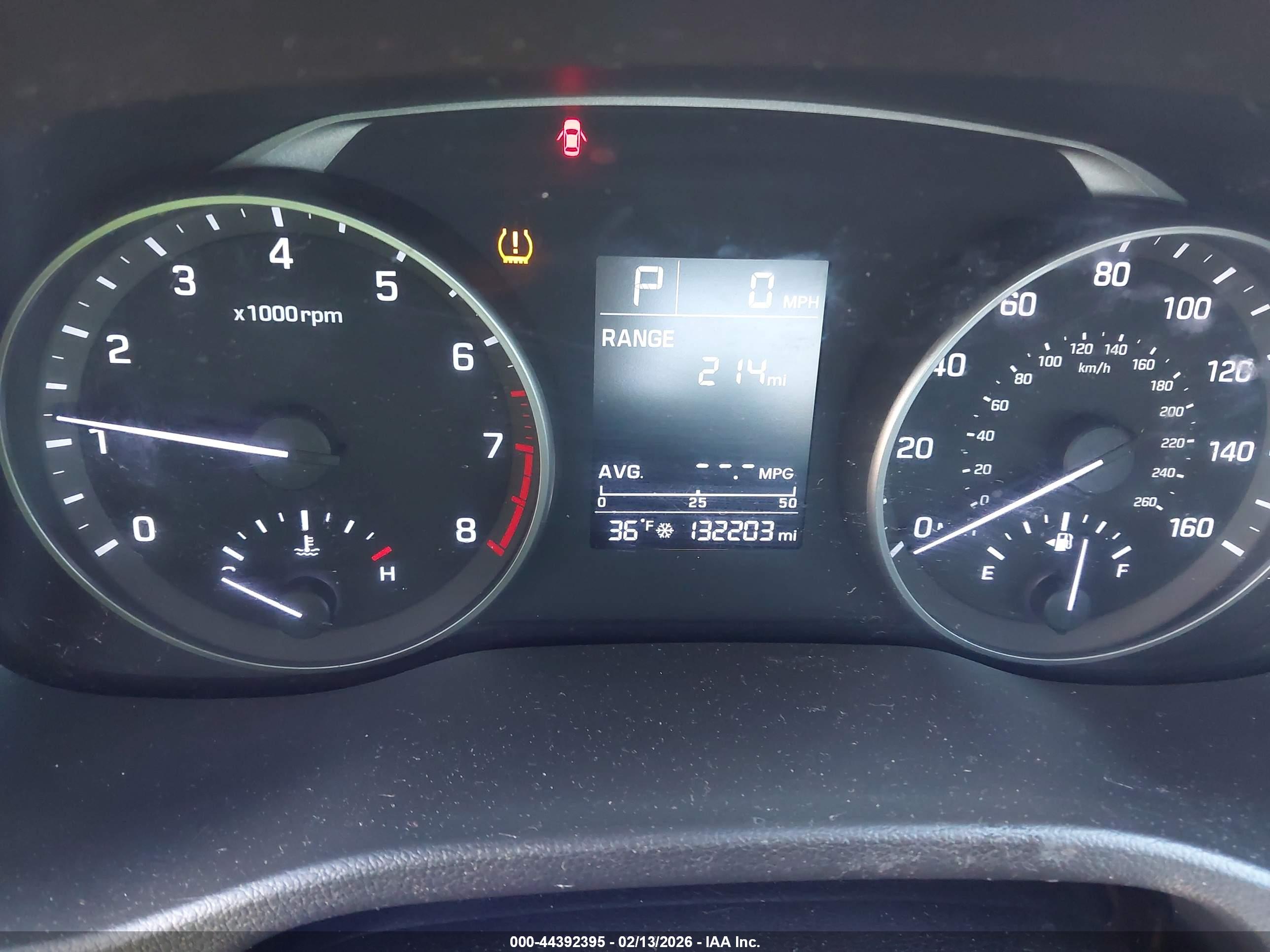 HYUNDAI ELANTRA image 7