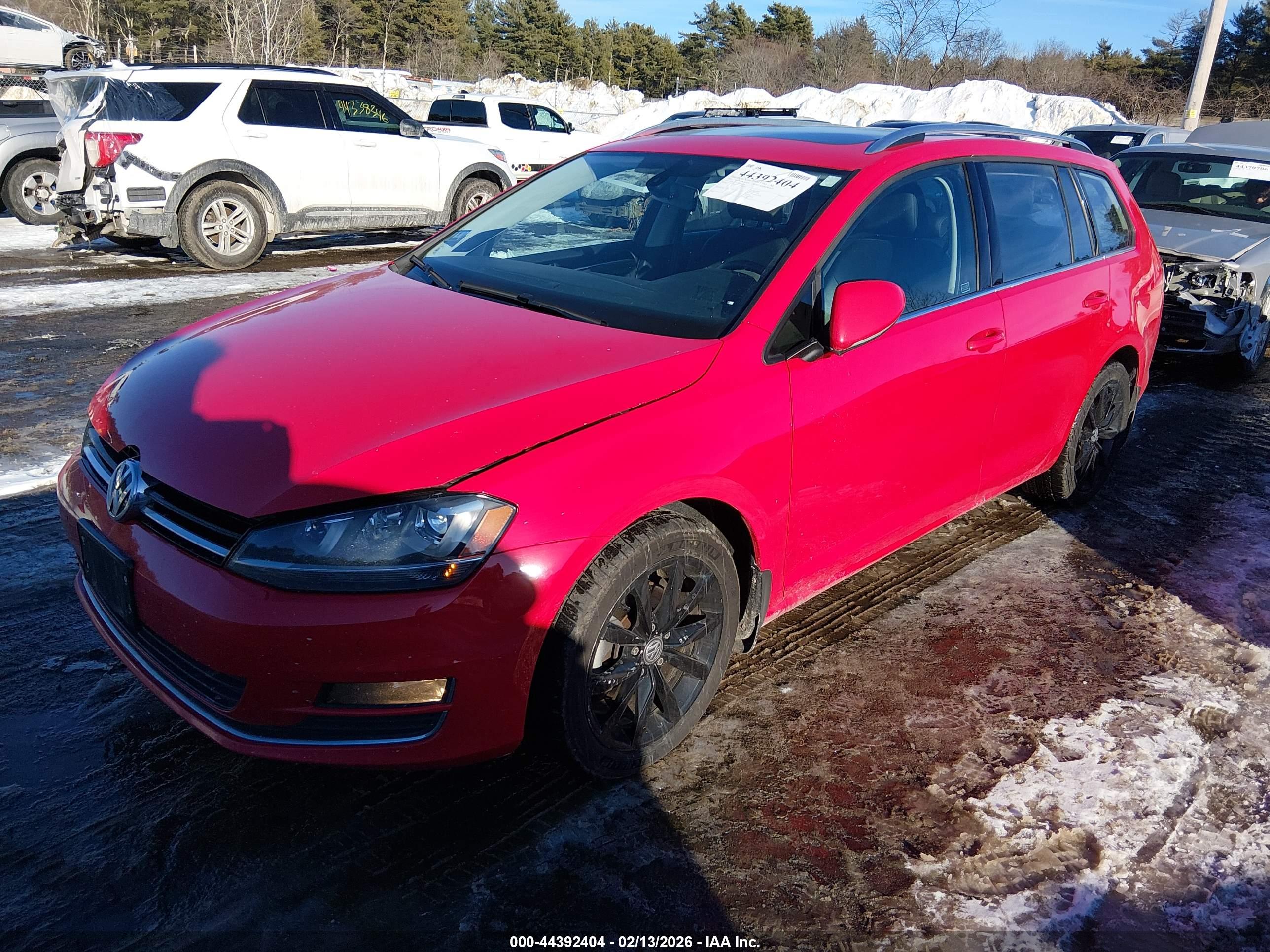 VOLKSWAGEN GOLF image 2