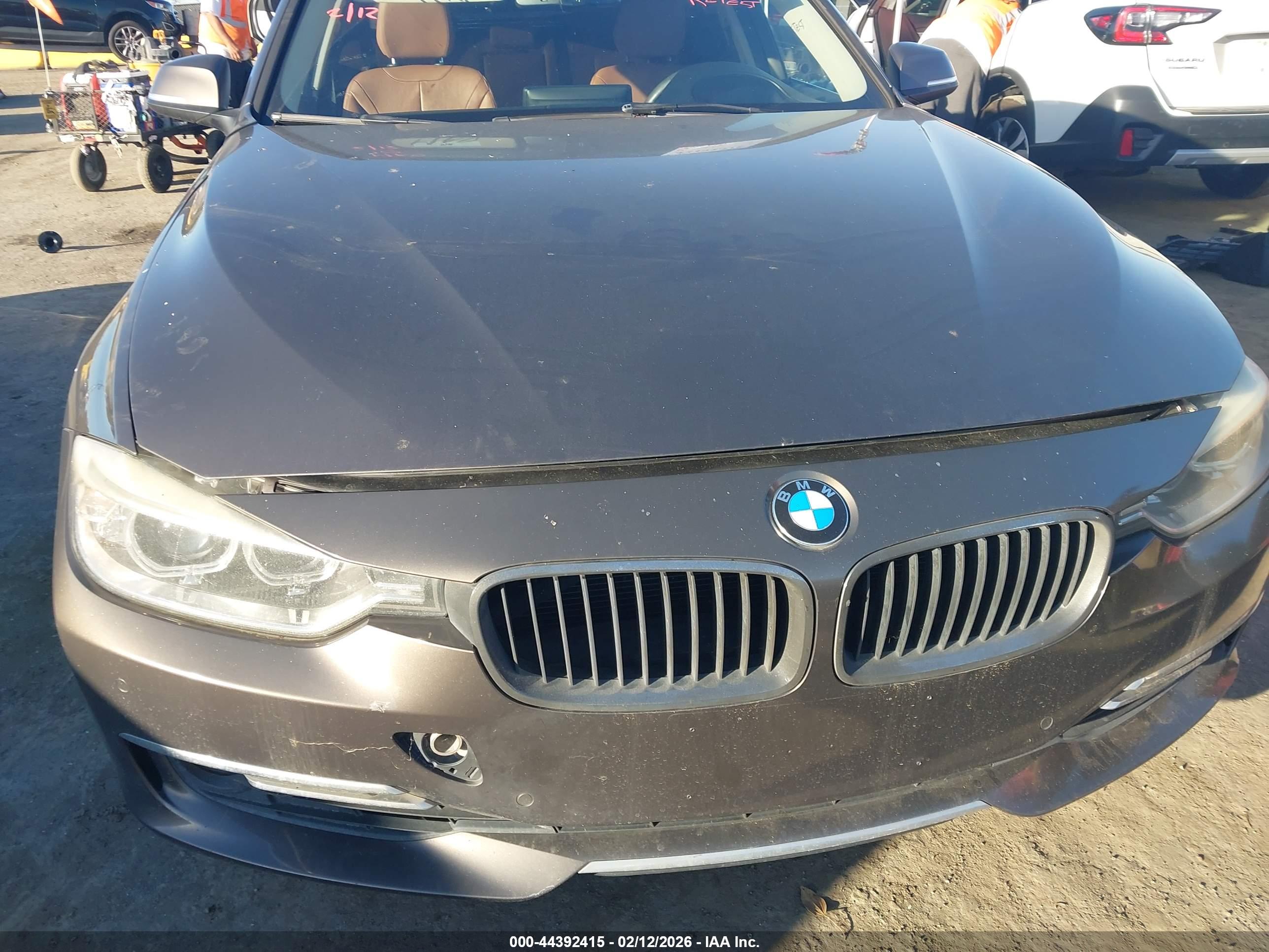 BMW 328I image 6