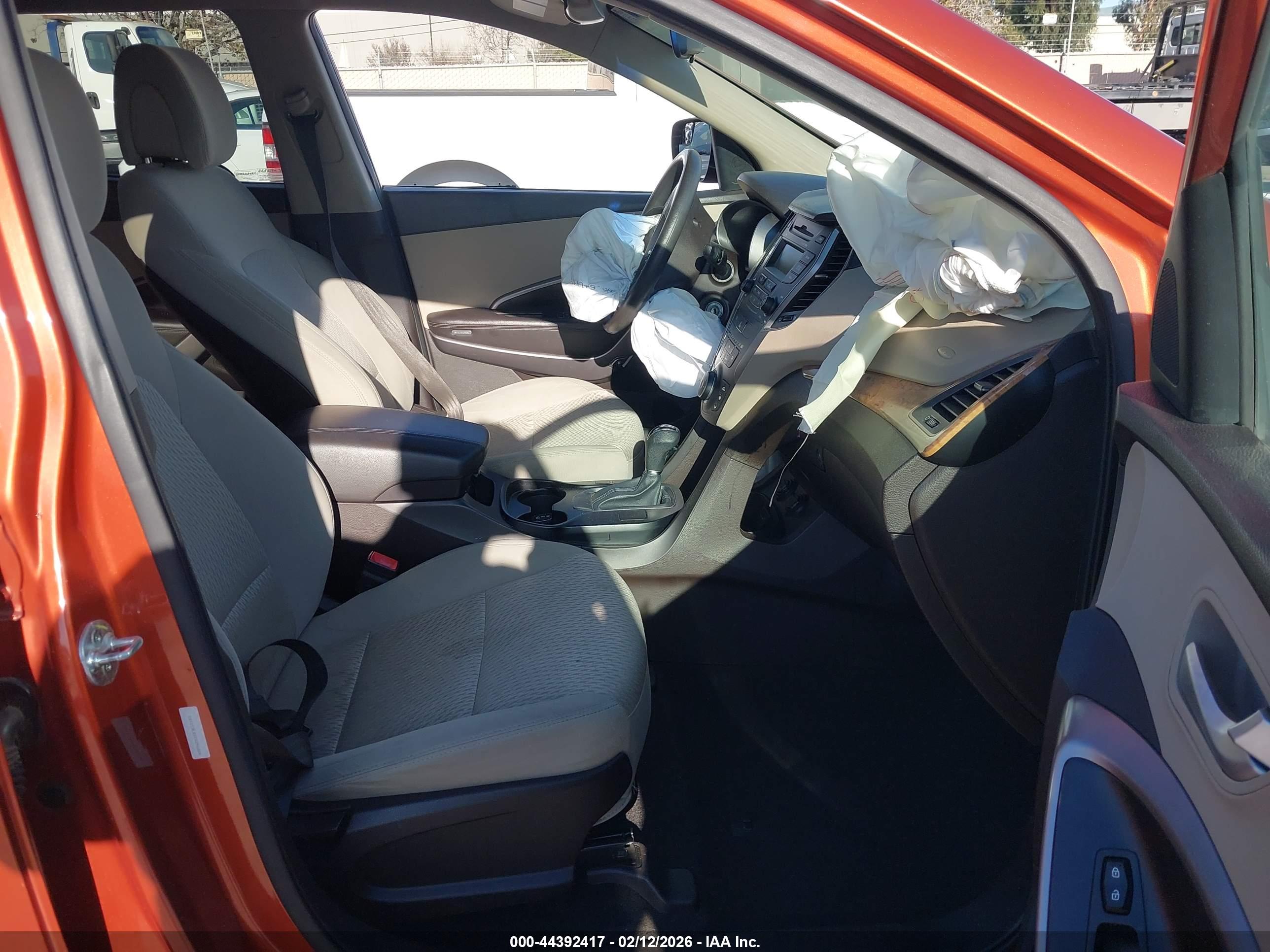 HYUNDAI SANTA image 5