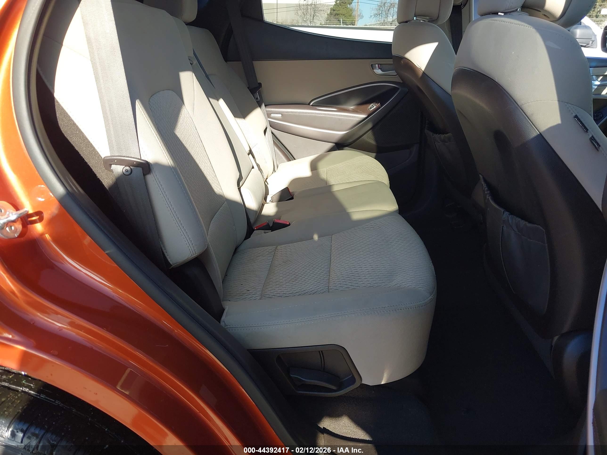 HYUNDAI SANTA image 8