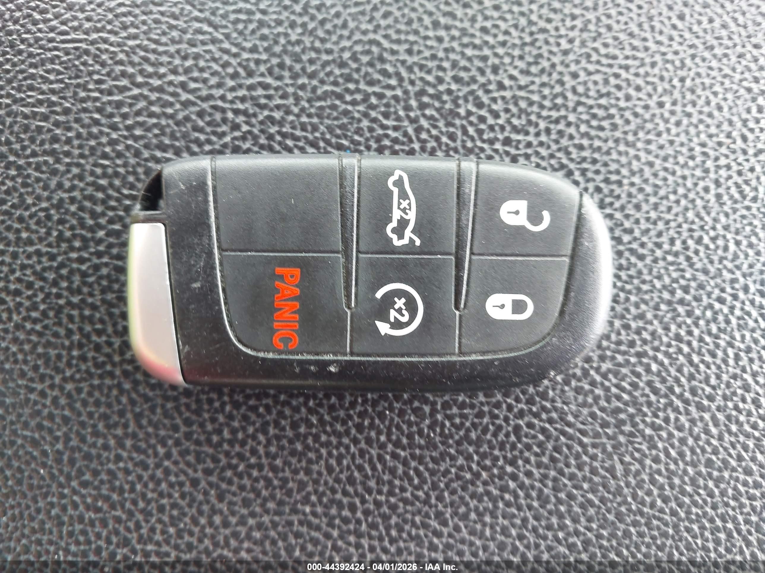 DODGE CHALLENGER image 11