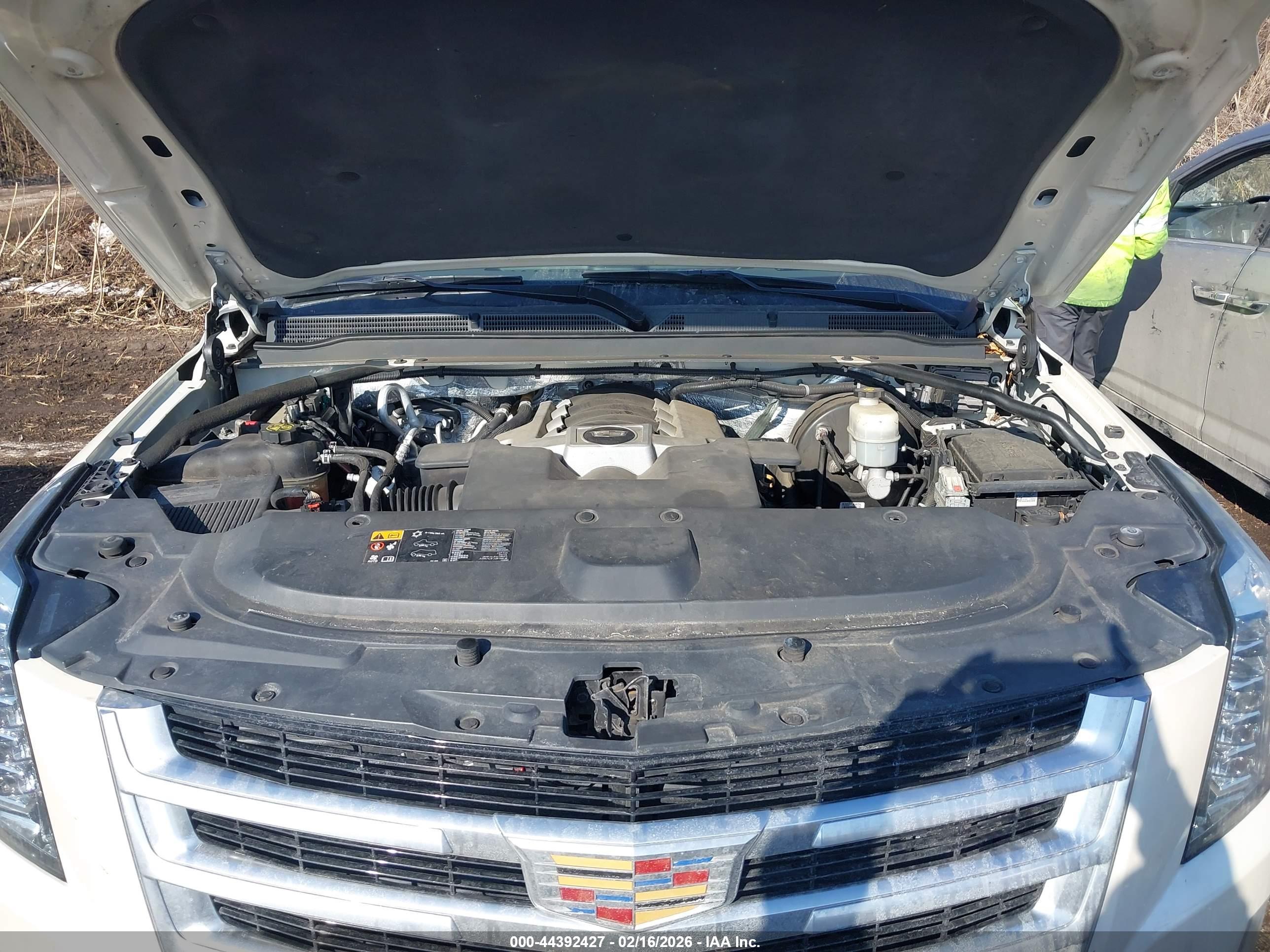 CADILLAC ESCALADE image 10