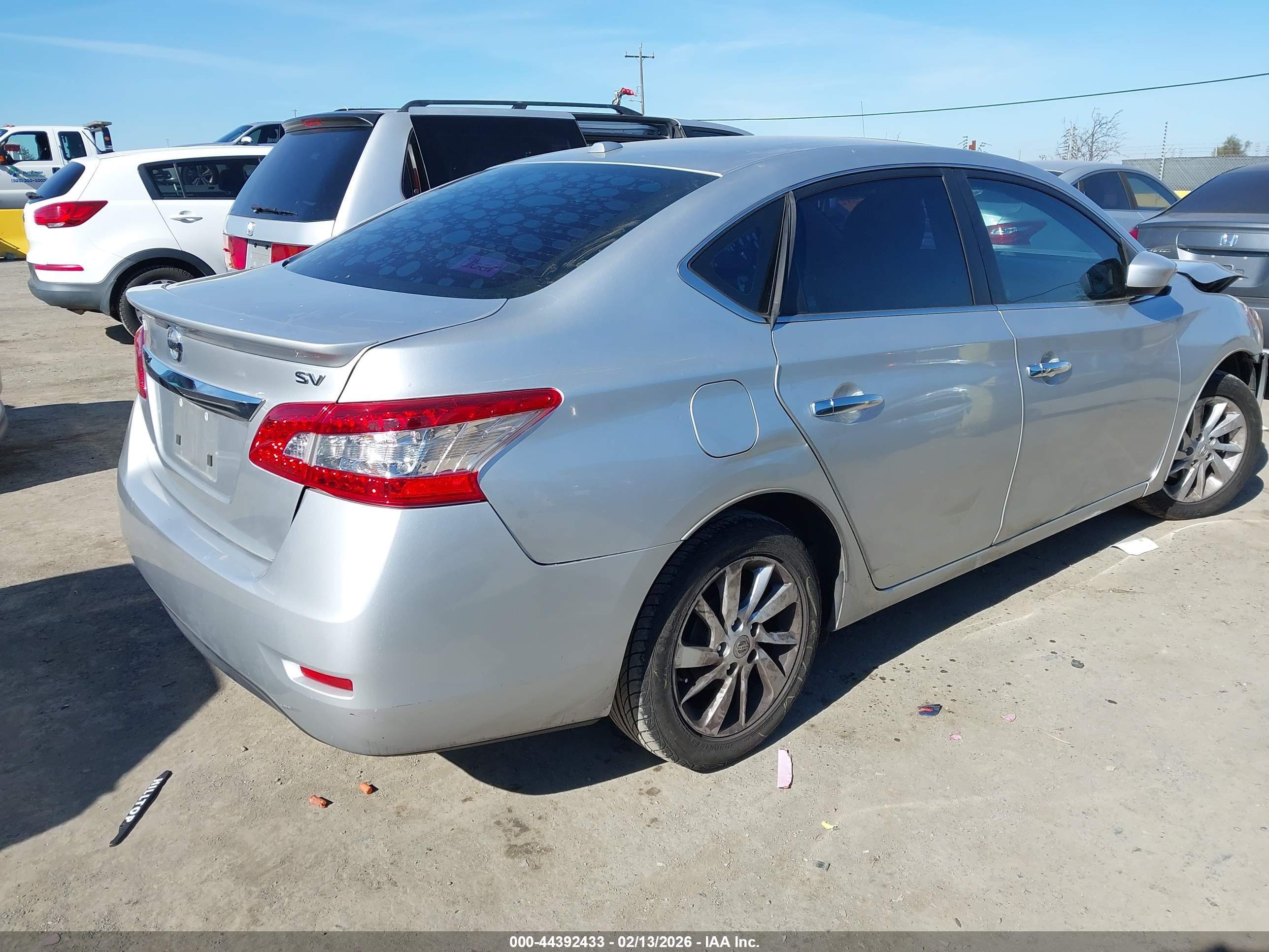 NISSAN SENTRA image 4