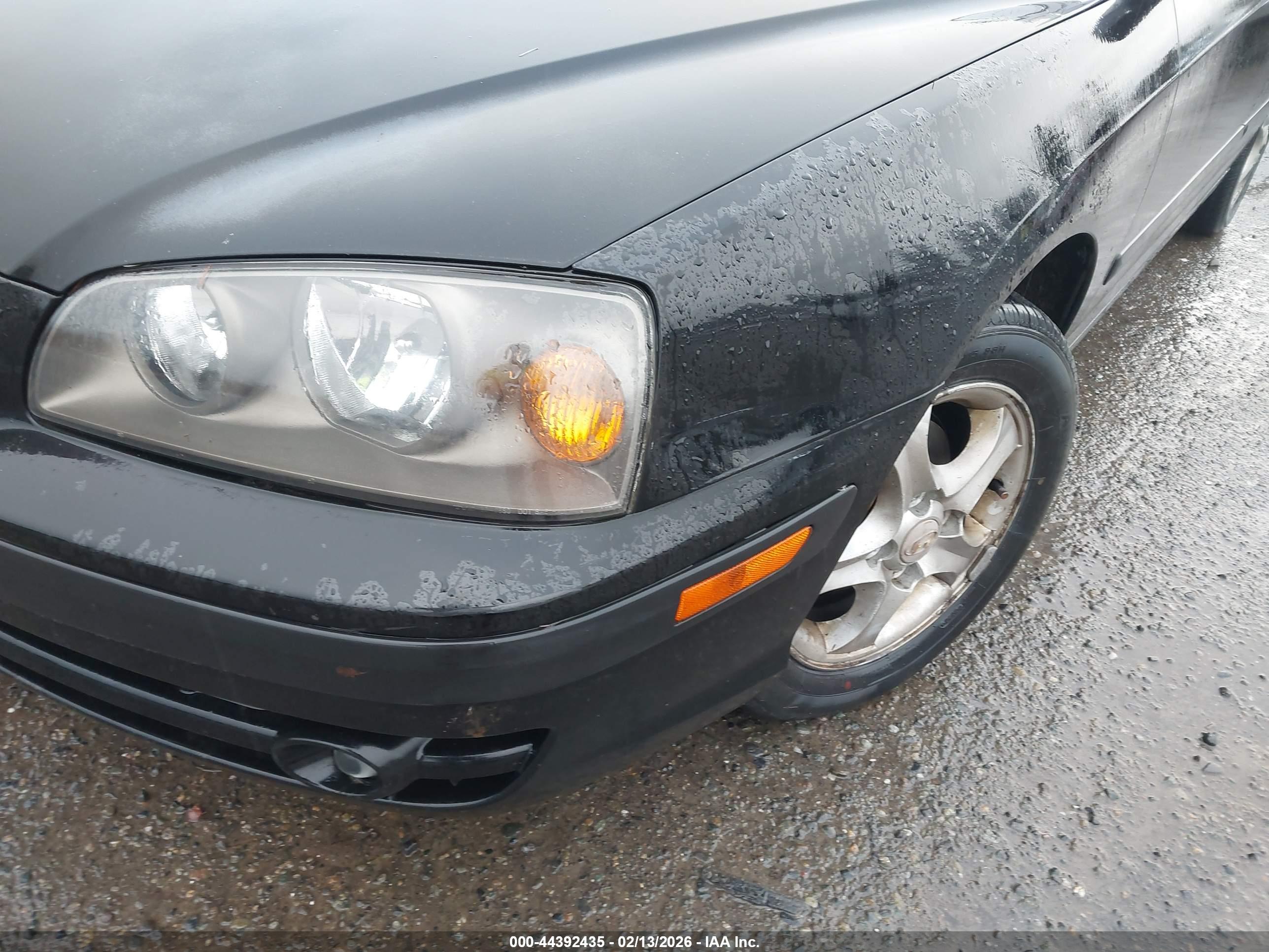 HYUNDAI ELANTRA image 6
