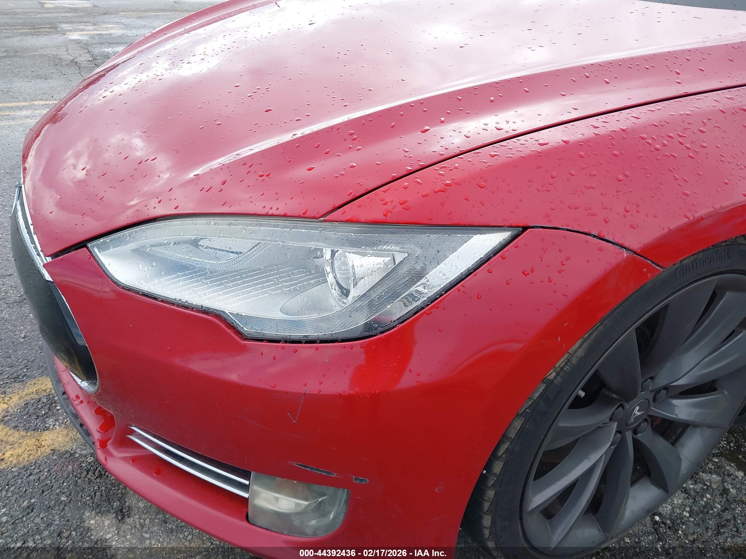 TESLA MODEL image 6