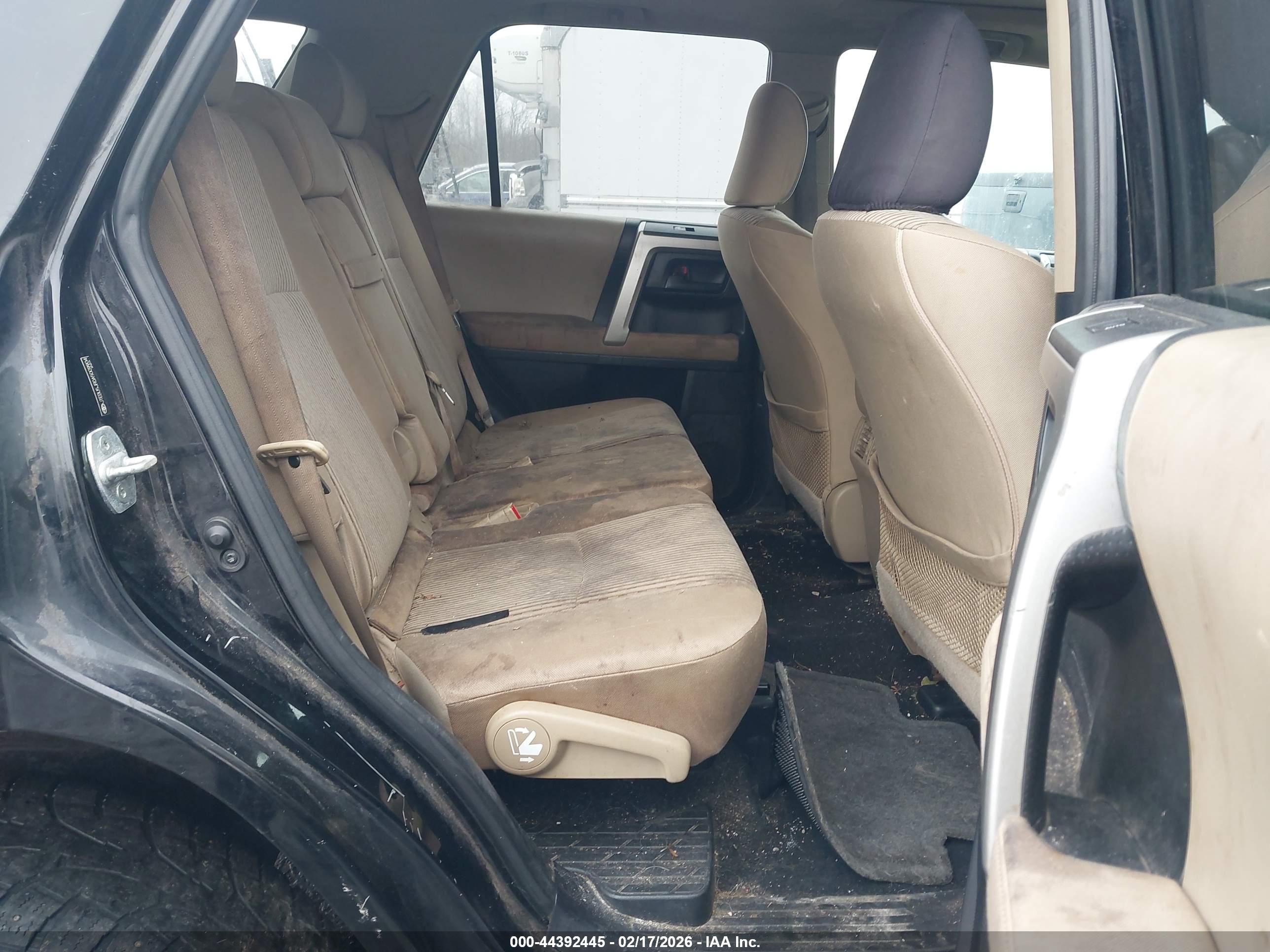TOYOTA 4RUNNER image 8