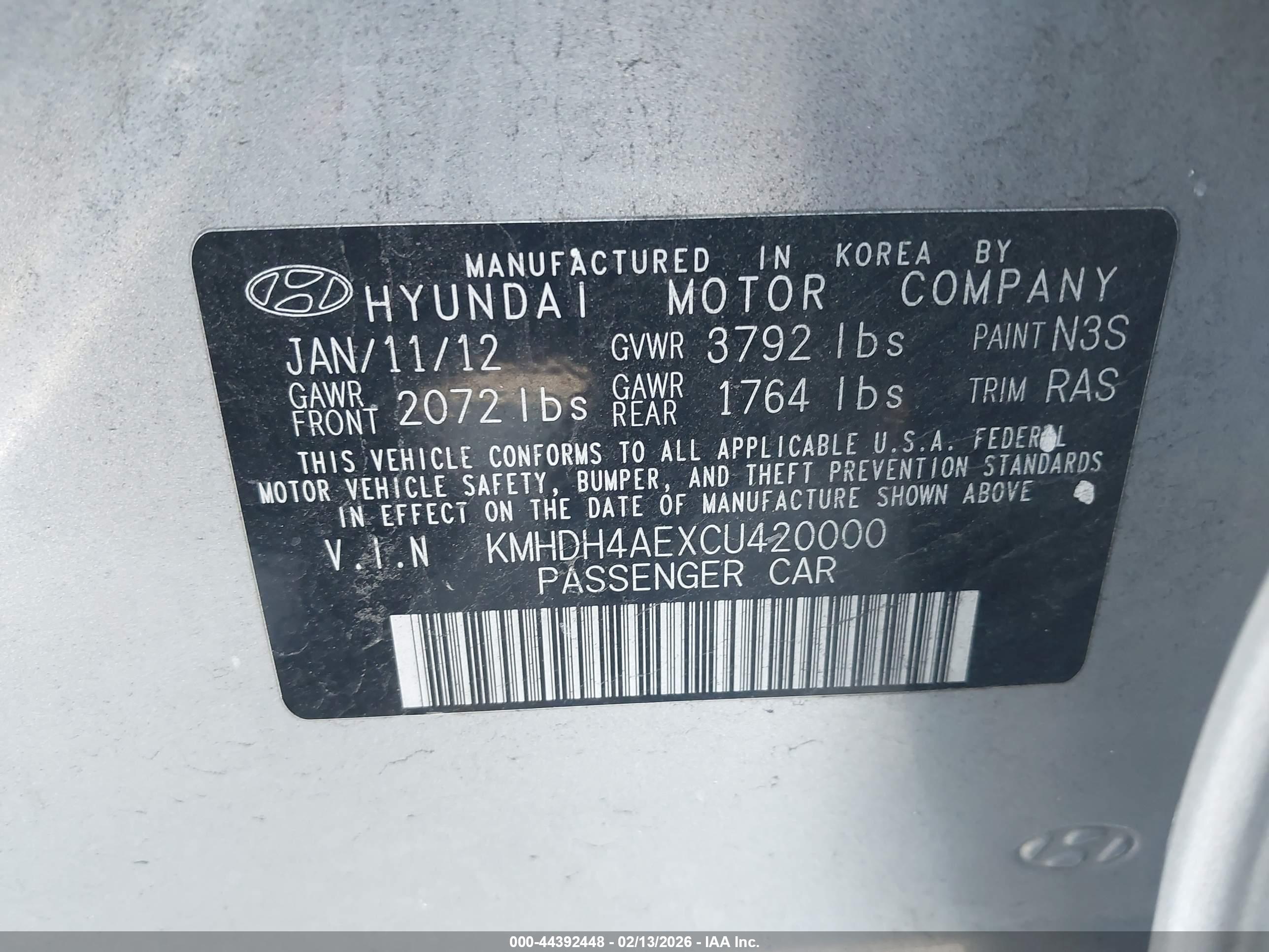 HYUNDAI ELANTRA image 9
