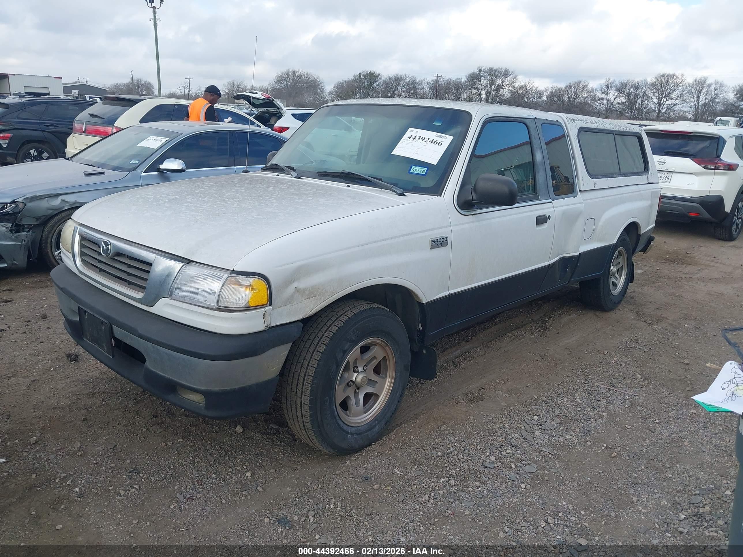 MAZDA B4000 image 2