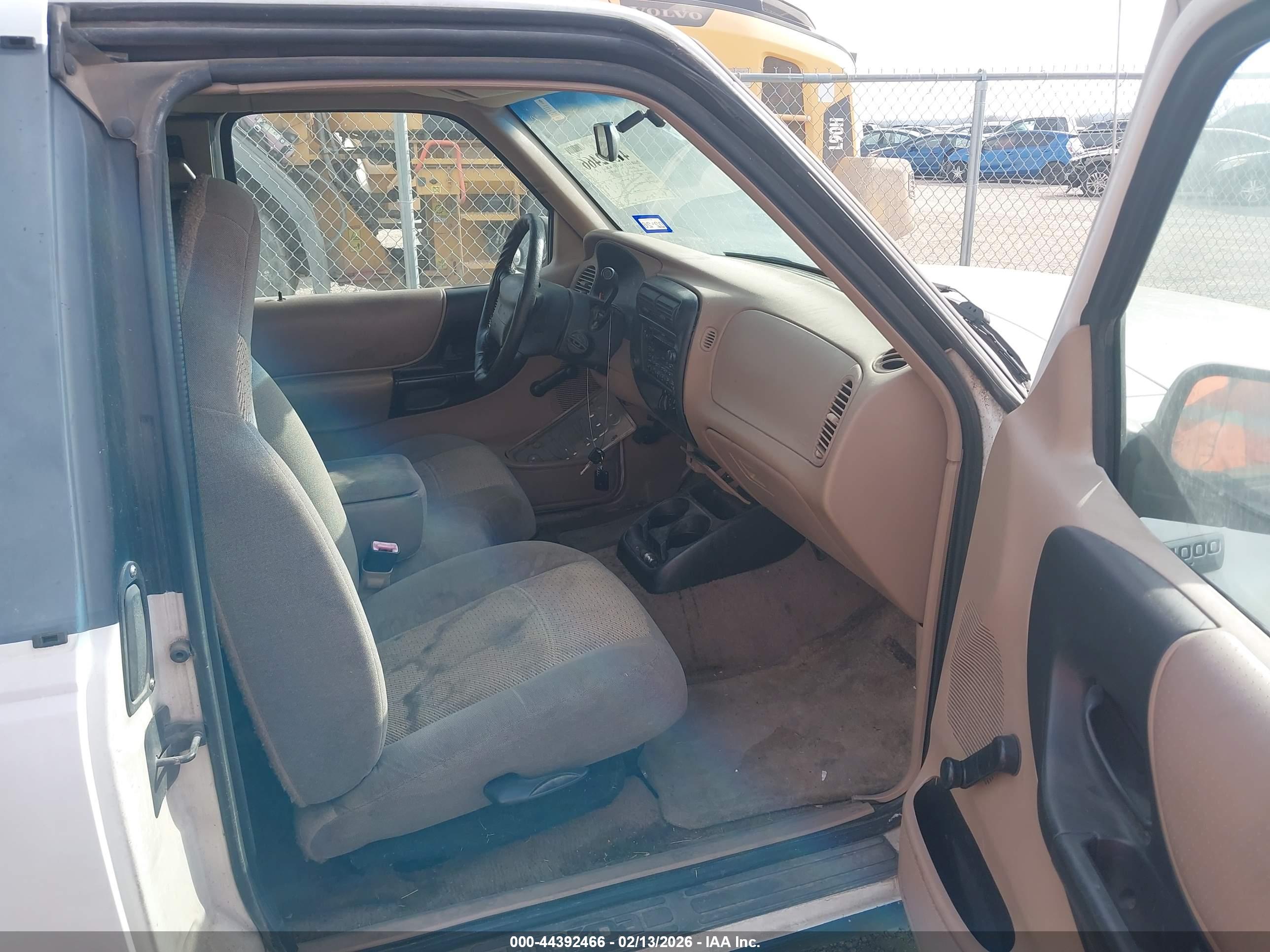MAZDA B4000 image 5