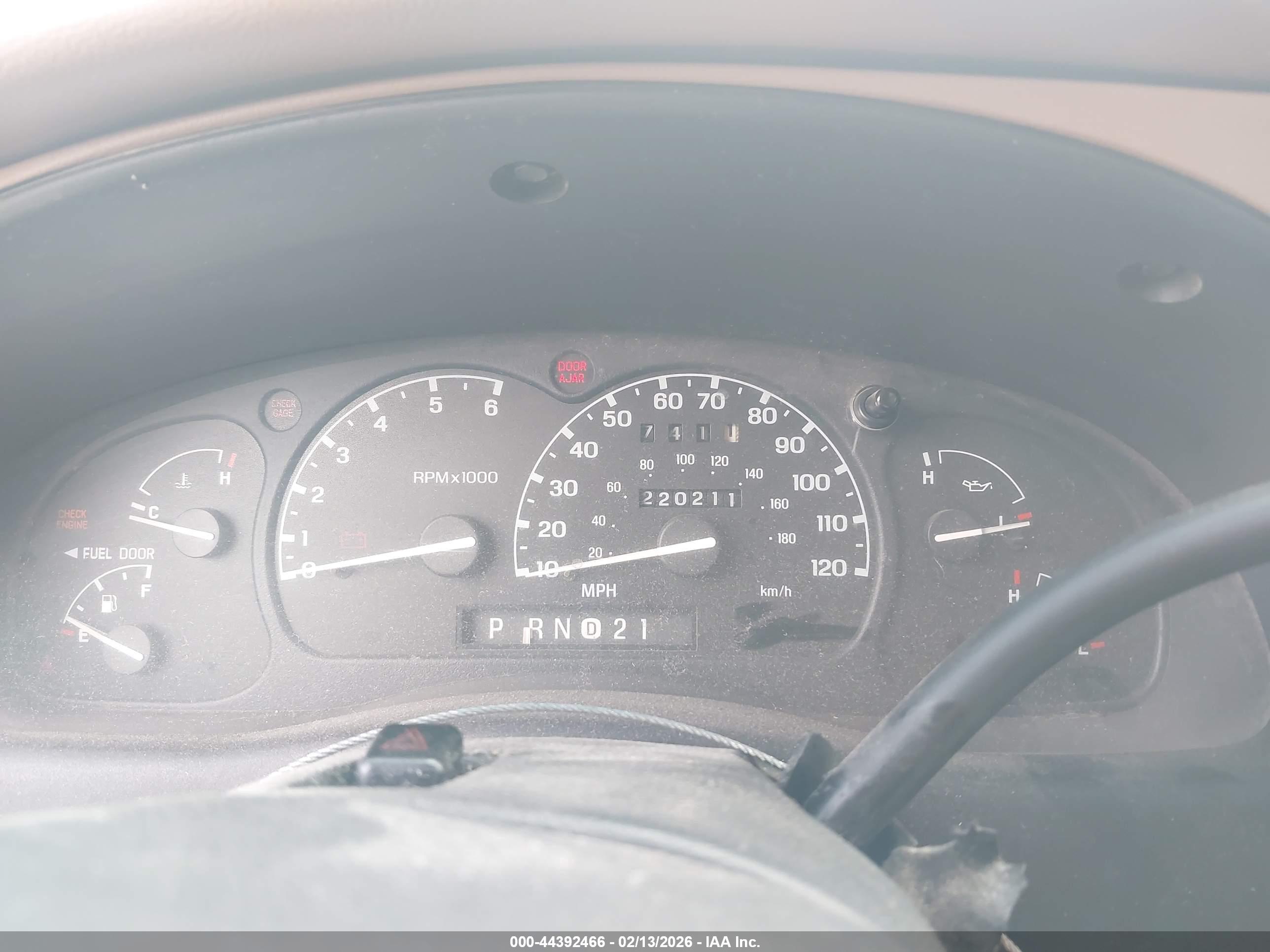 MAZDA B4000 image 7